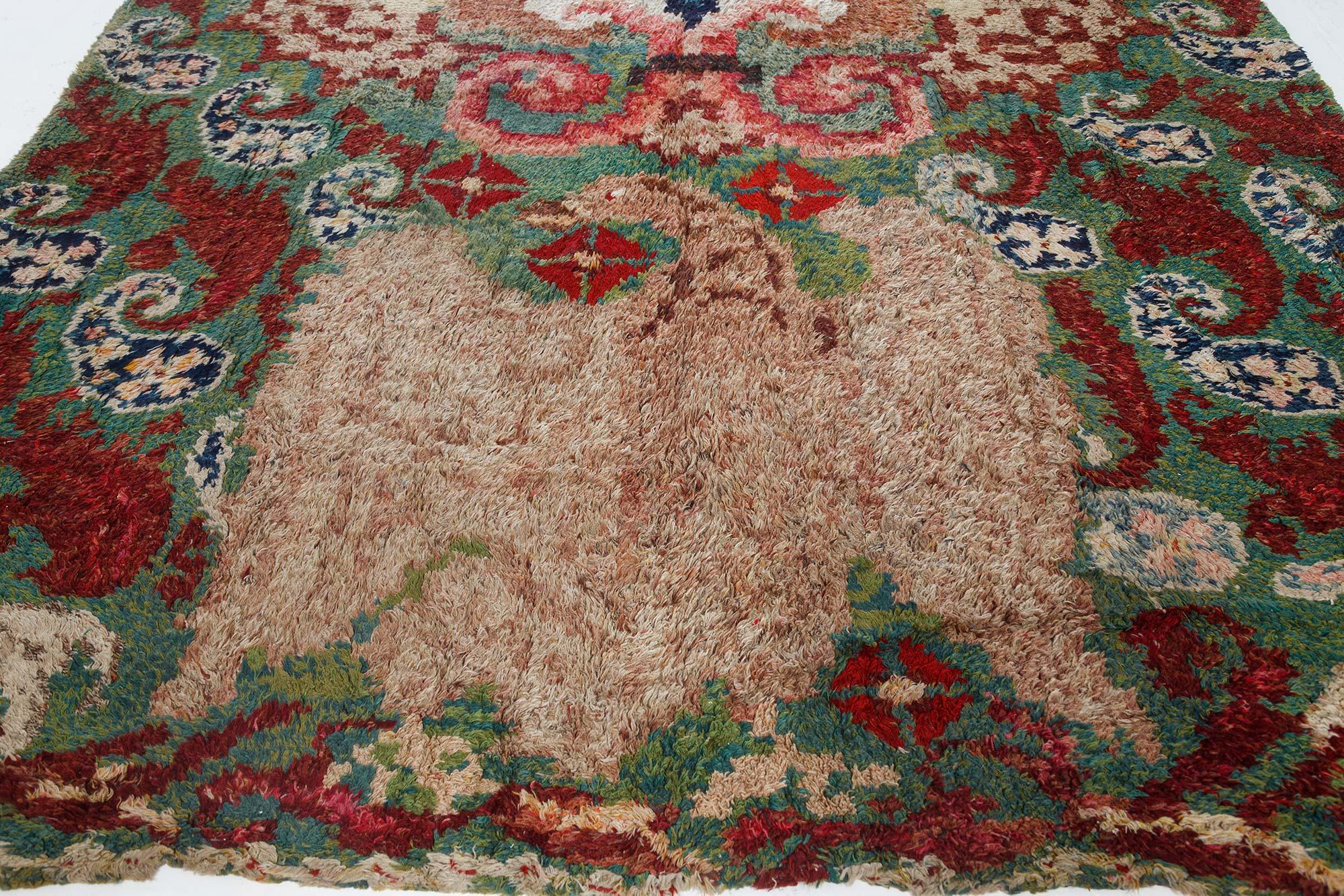 Vintage French Botanic Handmade Wool Rug In Good Condition For Sale In New York, NY