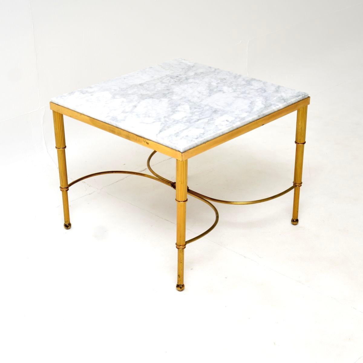 Vintage French Brass and Marble Coffee / Side Table en Bueno estado para la venta en London, GB