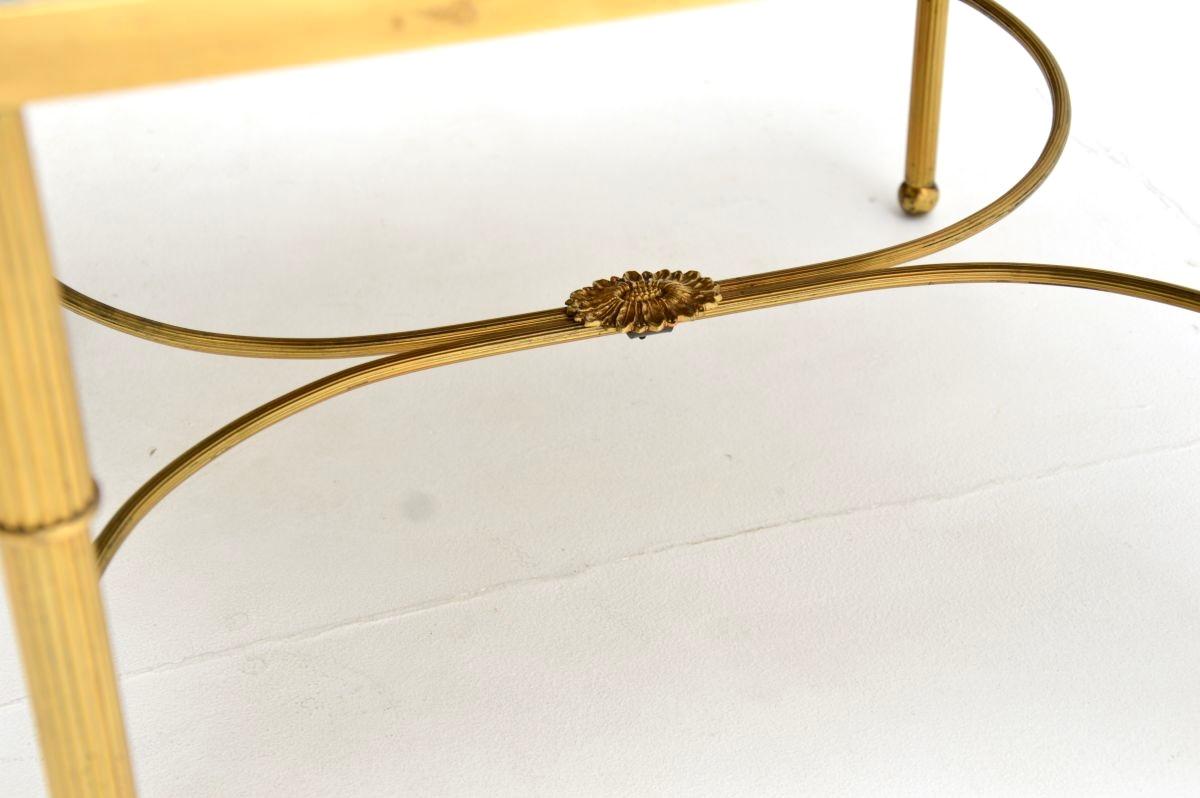 Vintage French Brass and Marble Coffee / Side Table en venta 2