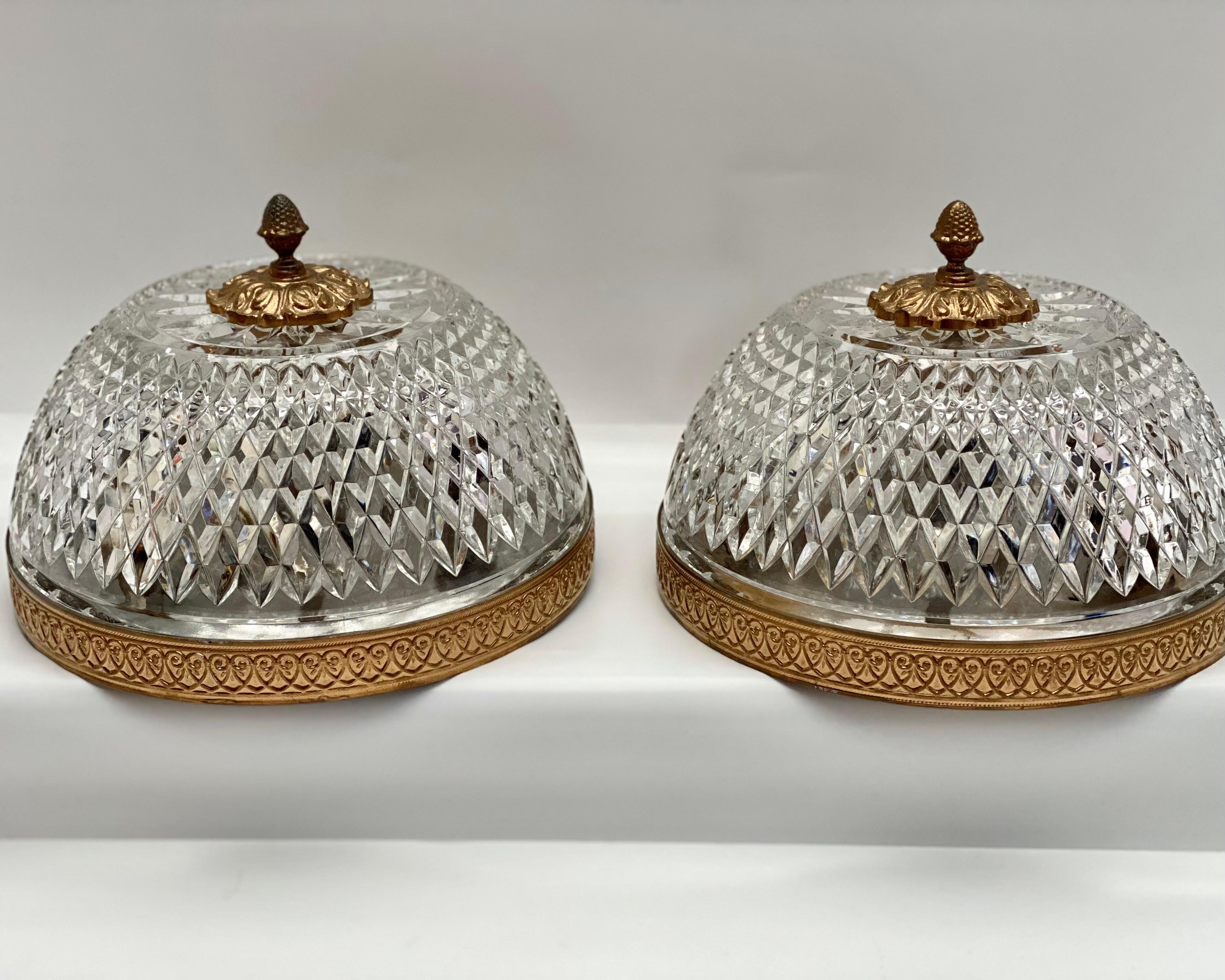 Plafones franceses vintage de latón y cristal años 60, Francia, set 2 Moderno de mediados de siglo en venta