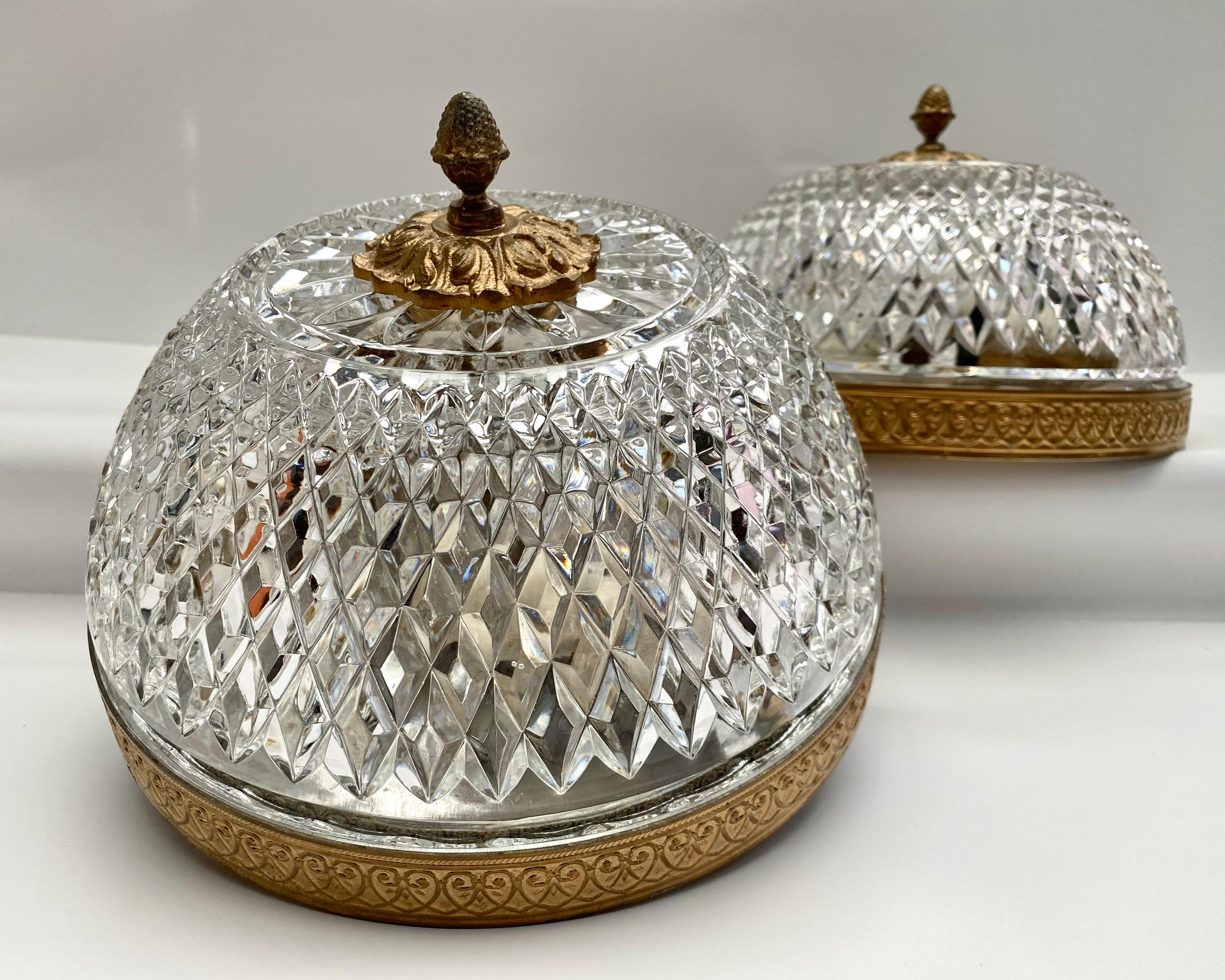 Plafones franceses vintage de latón y cristal años 60, Francia, set 2 en Excelente estado para la venta en Bastogne, BE