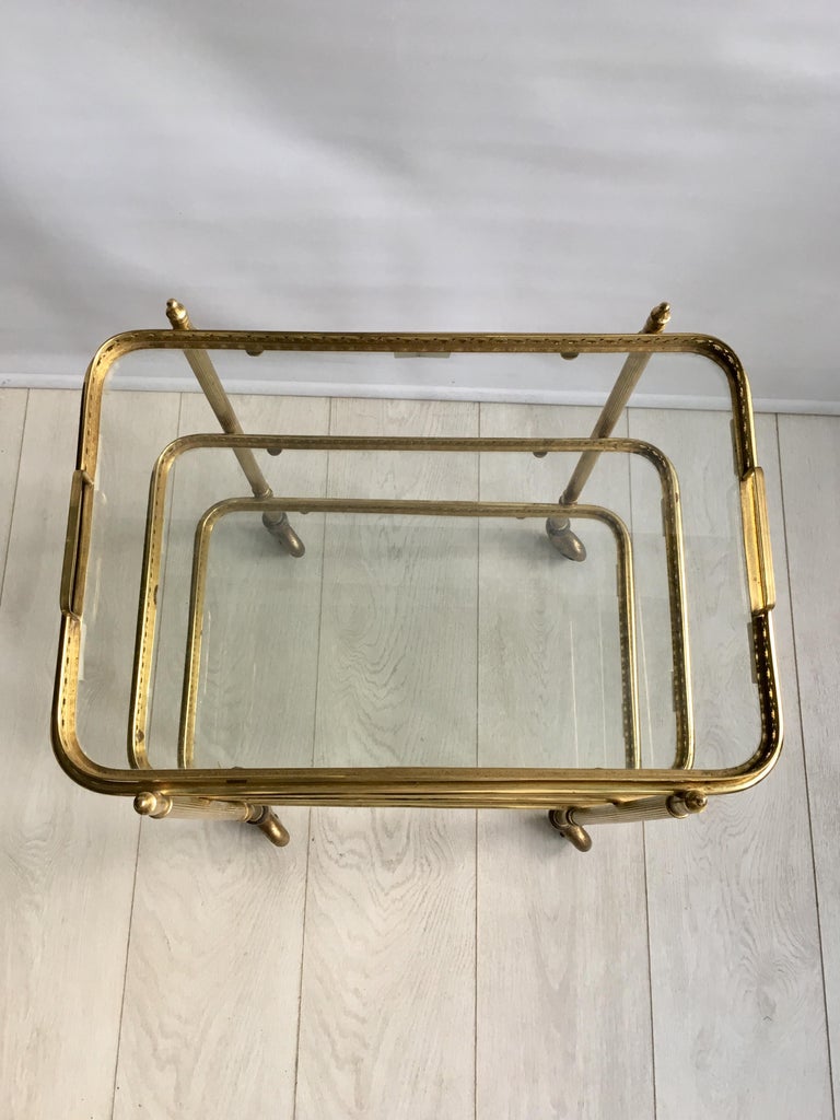 Vintage French Brass Drinks Trolley Bar Cart In Good Condition For Sale In Copthorne, GB