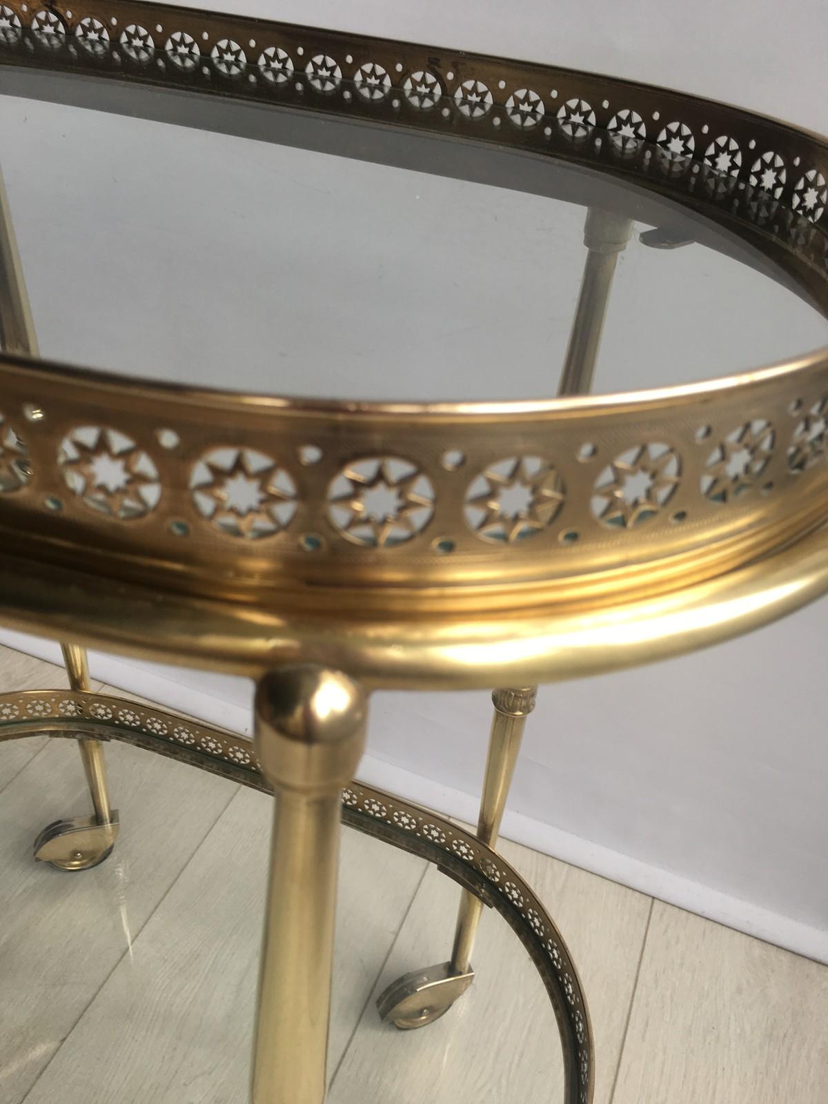 Mid-20th Century Vintage French Brass Oval Drinks Trolley or Bar Cart For Sale