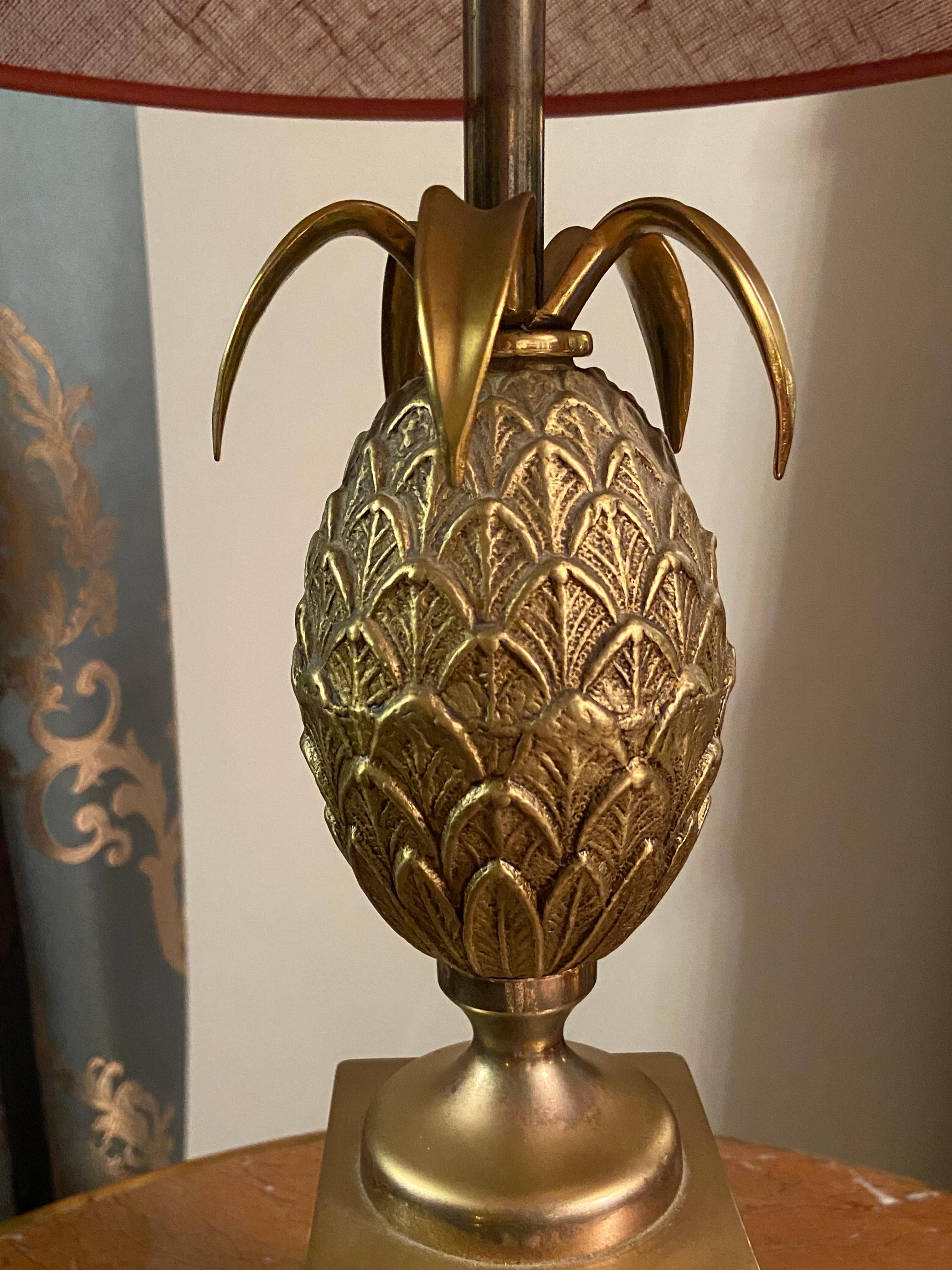 Vintage French Brass Pineapple Table Lamp by Maison Le Dauphin Without Shade For Sale 5