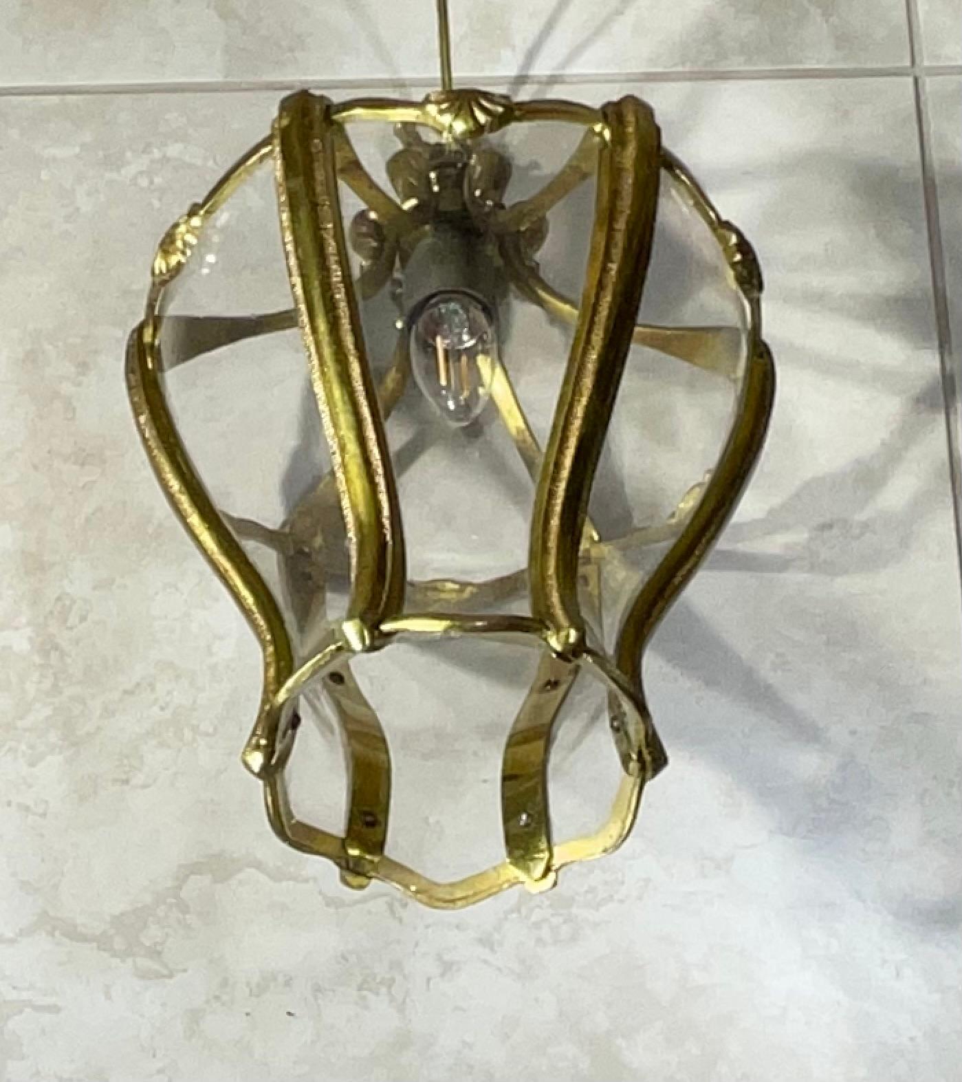 Lampada a sospensione a lanterna in bronzo francese vintage in vendita 4