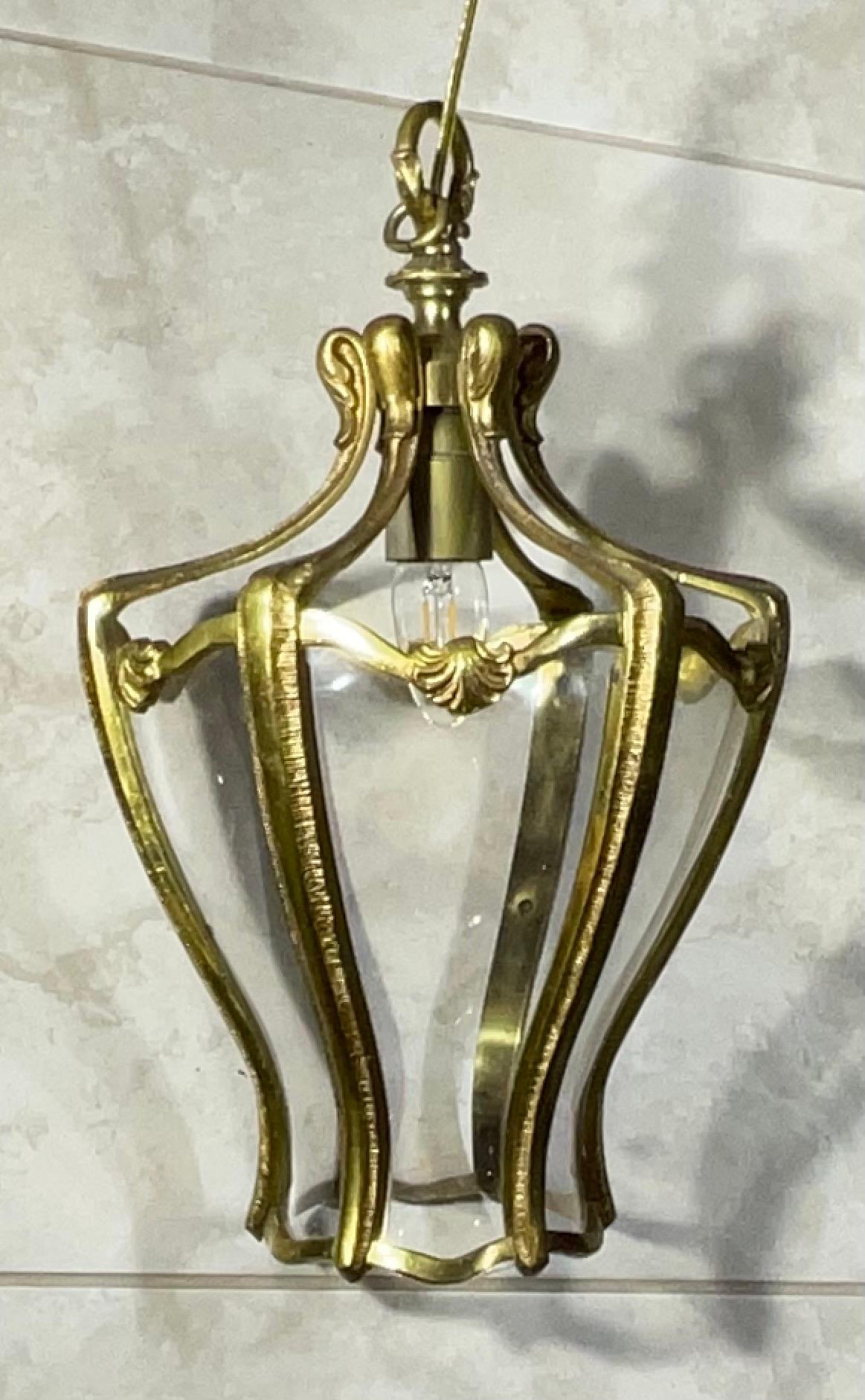 Lampada a sospensione a lanterna in bronzo francese vintage in vendita 1
