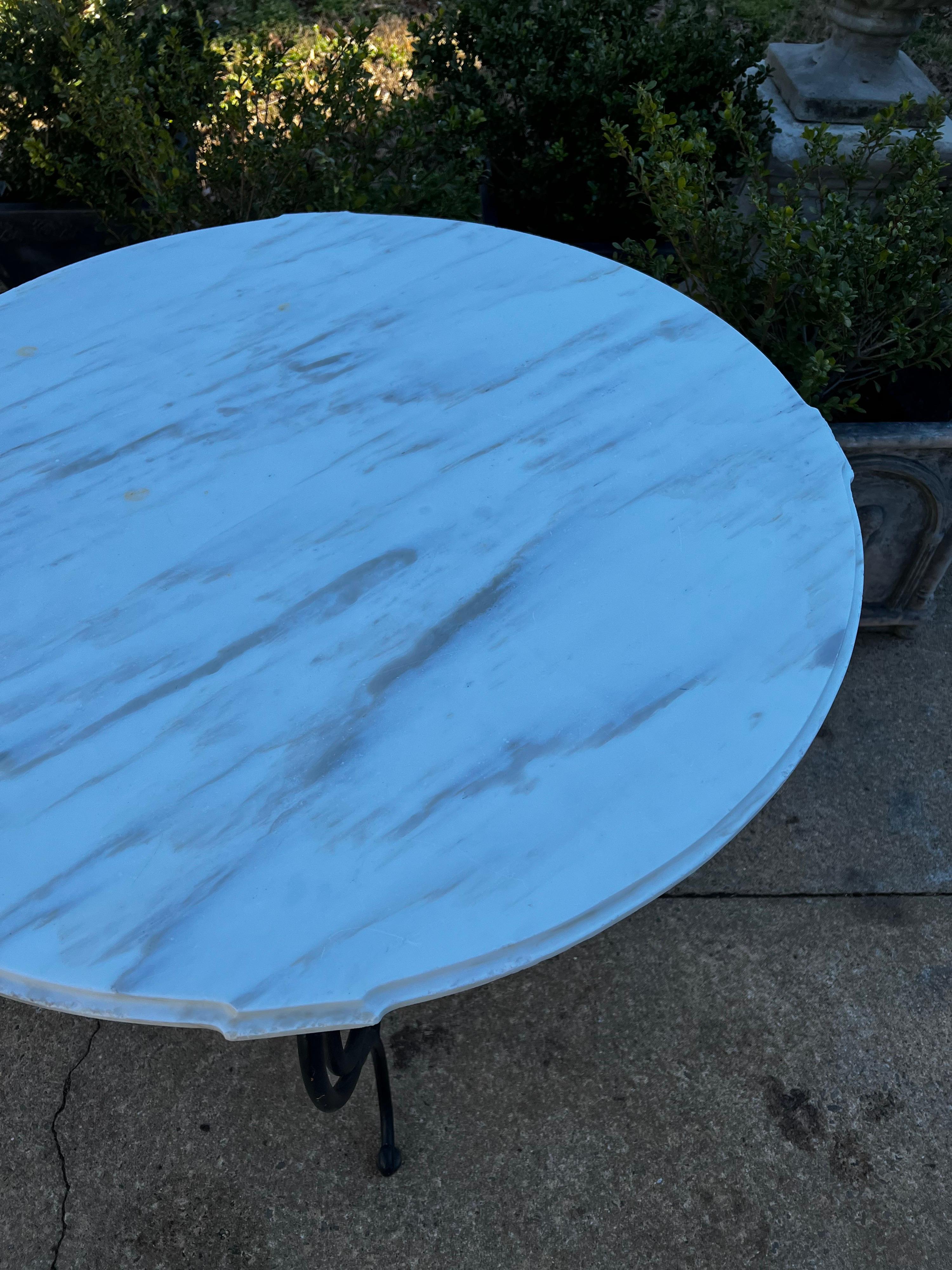 Vintage French Bronzed Metal Garden Table with Marble Top In Good Condition For Sale In Los Angeles, CA