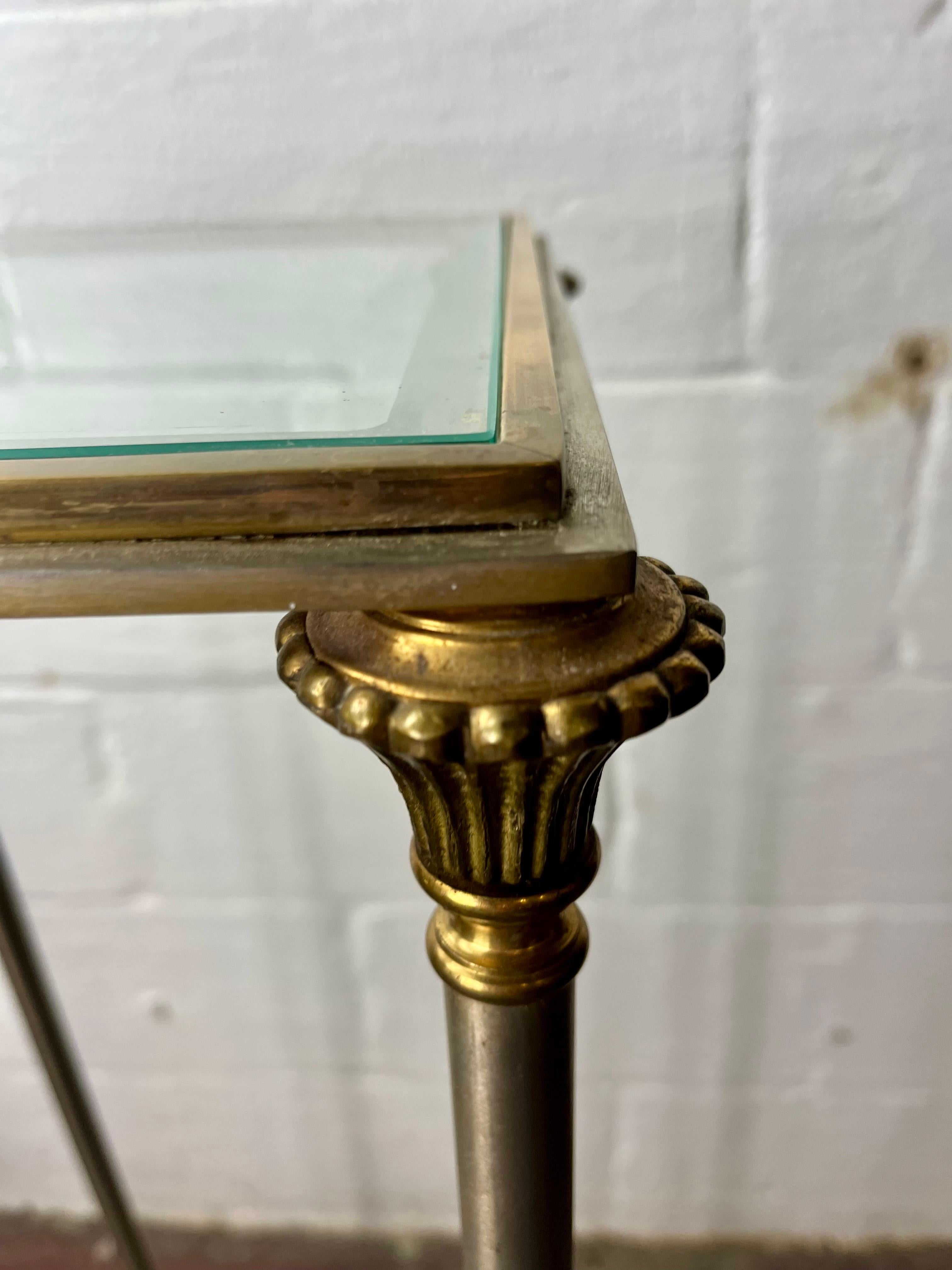 Vintage Französisch gebürstetem Stahl und Messing neoklassischen Directoire Tisch Stand im Angebot 6