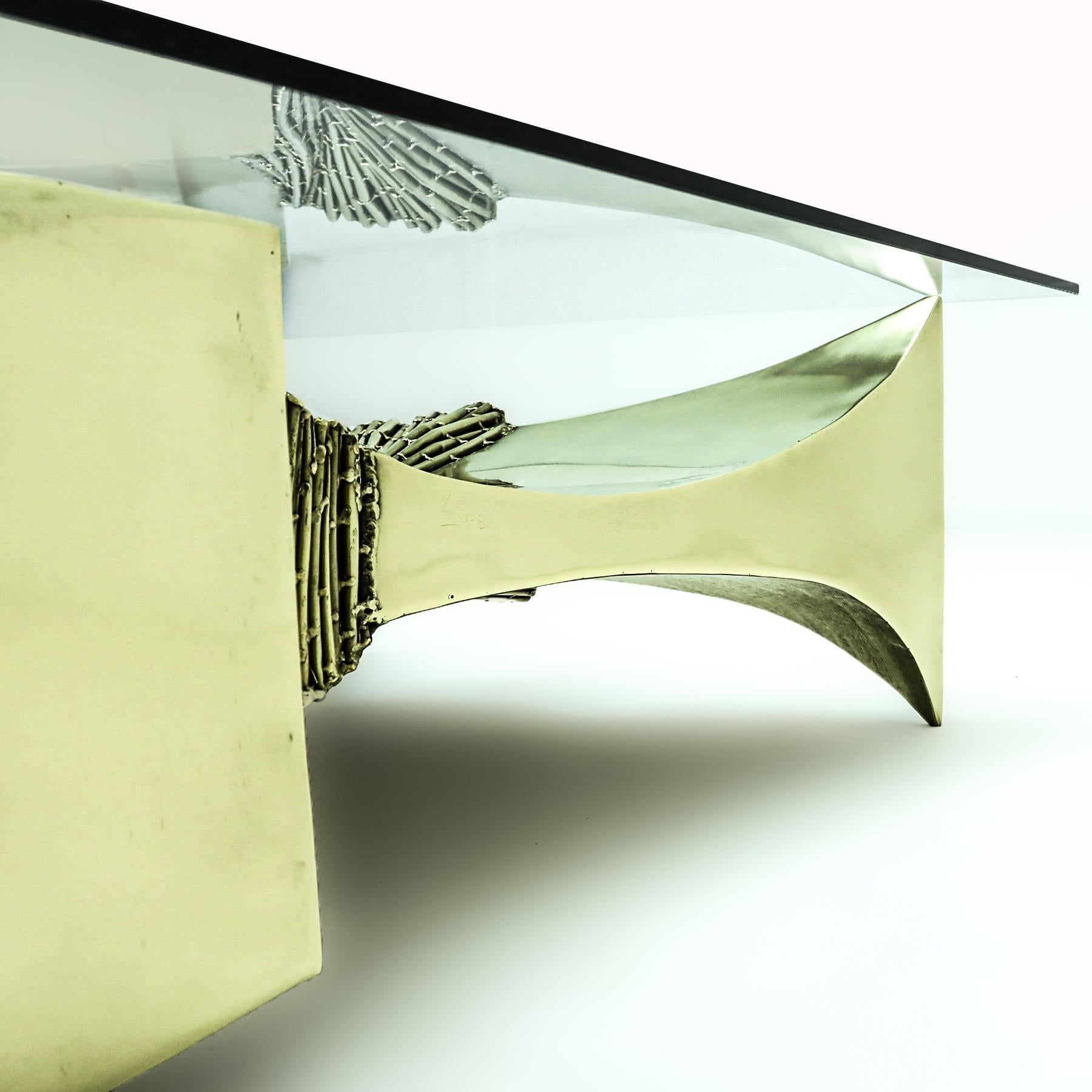 Vintage French Brutalist polished brass coffee table by Claude SANTARELLI, 1970s For Sale 4