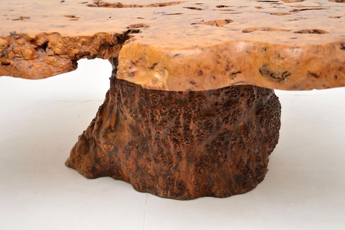 Table basse vintage en ronce de noyer française 5