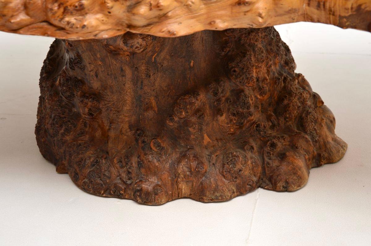 Table basse vintage en ronce de noyer française 6