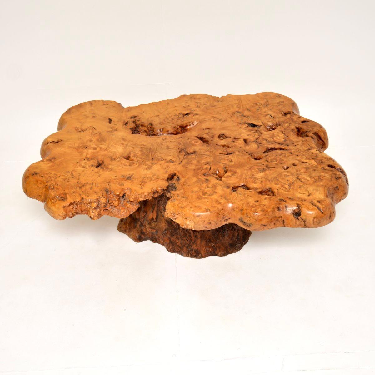 Fin du 20e siècle Table basse vintage en ronce de noyer française