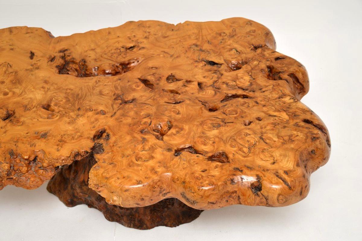 Noyer Table basse vintage en ronce de noyer française