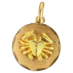 Vintage French Cancer Starsign Zodiac 18K Yellow Gold Charm Medal Pendant