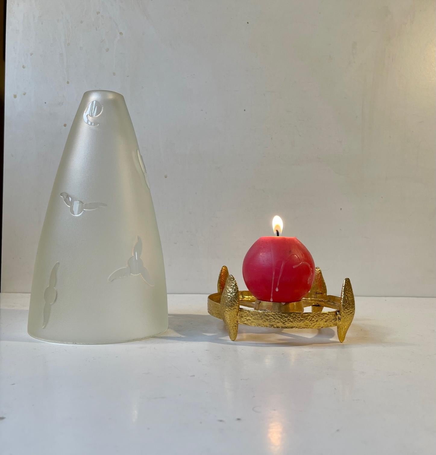 Französischer Kerzenständer, Lampe aus vergoldetem Messing und Glas (Ende des 20. Jahrhunderts) im Angebot