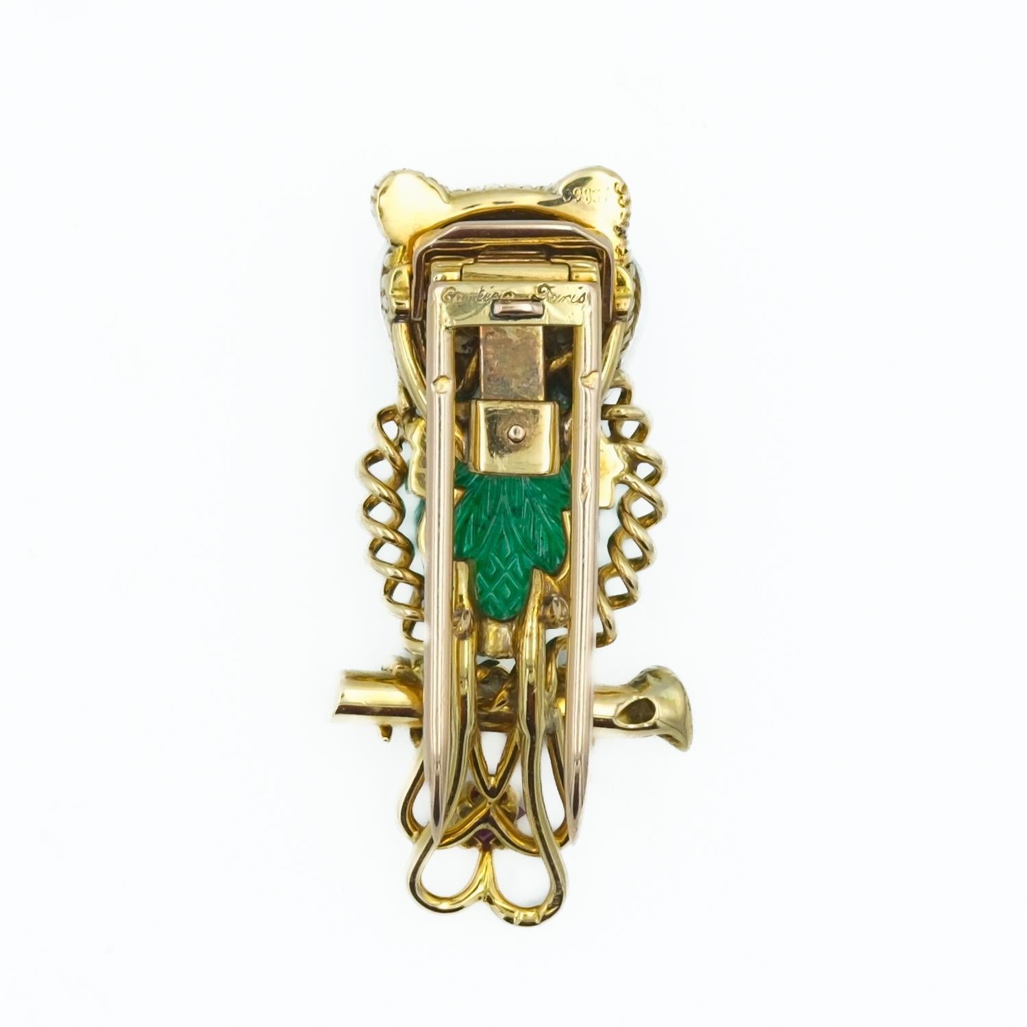 Women's or Men's Vintage French Cartier Paris Owl With 5ctw Columbian Emerald in 18 Karat Gold