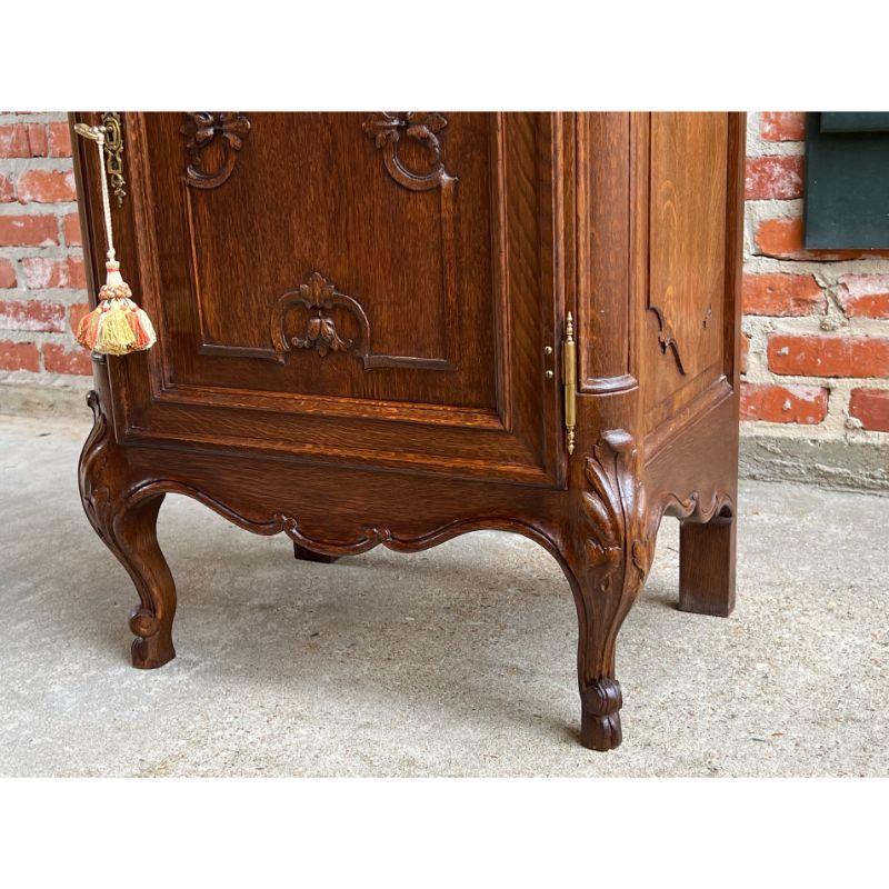 Vintage French Carved Oak Cabinet Display Stand Louis XV Style Wine Table 10