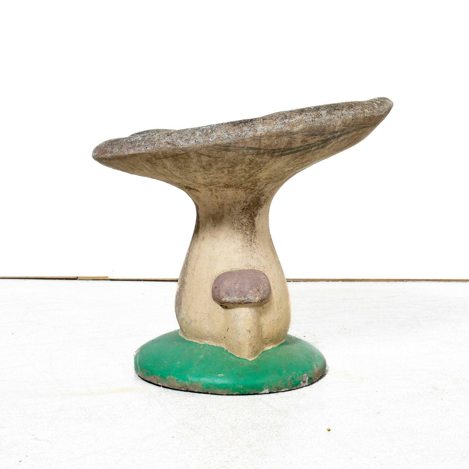 Vintage French Cast Concrete Mushroom Garden Seat, Mid-20th Century For Sale 5