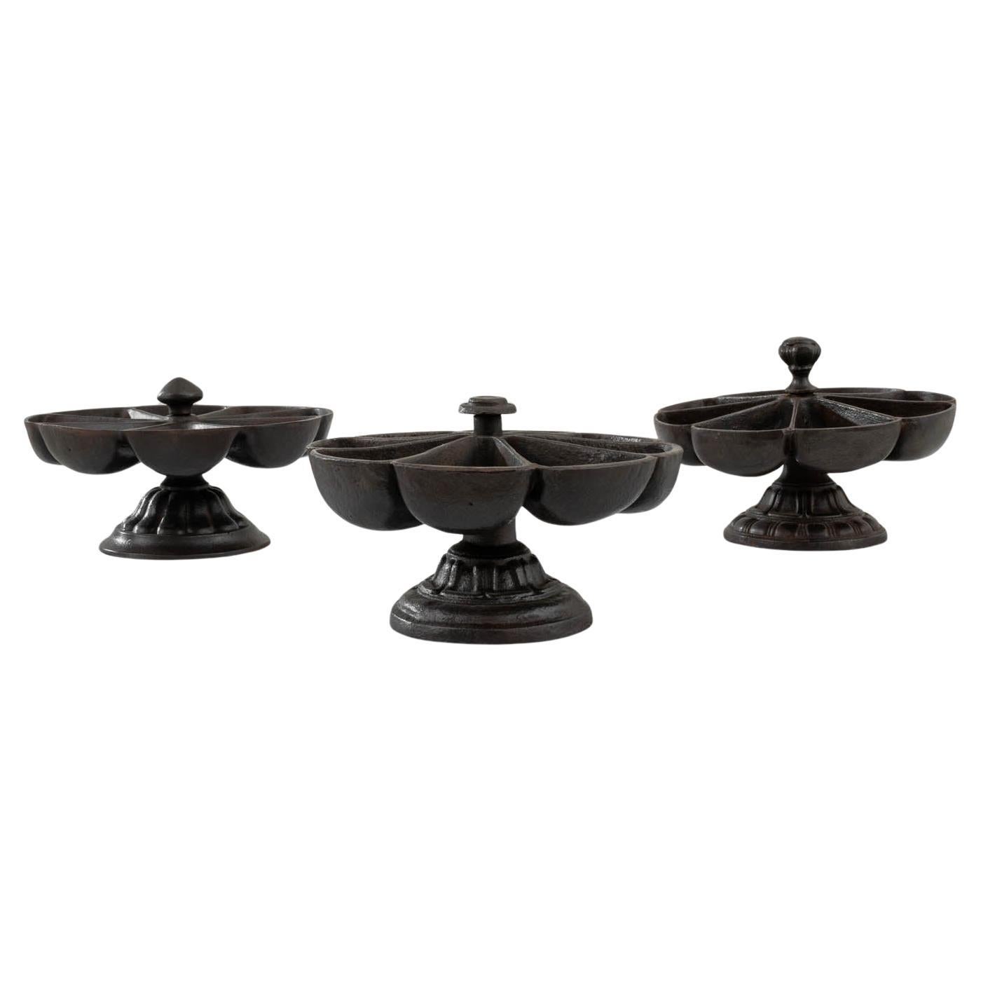Bandeja decorativa francesa vintage de hierro fundido (1)