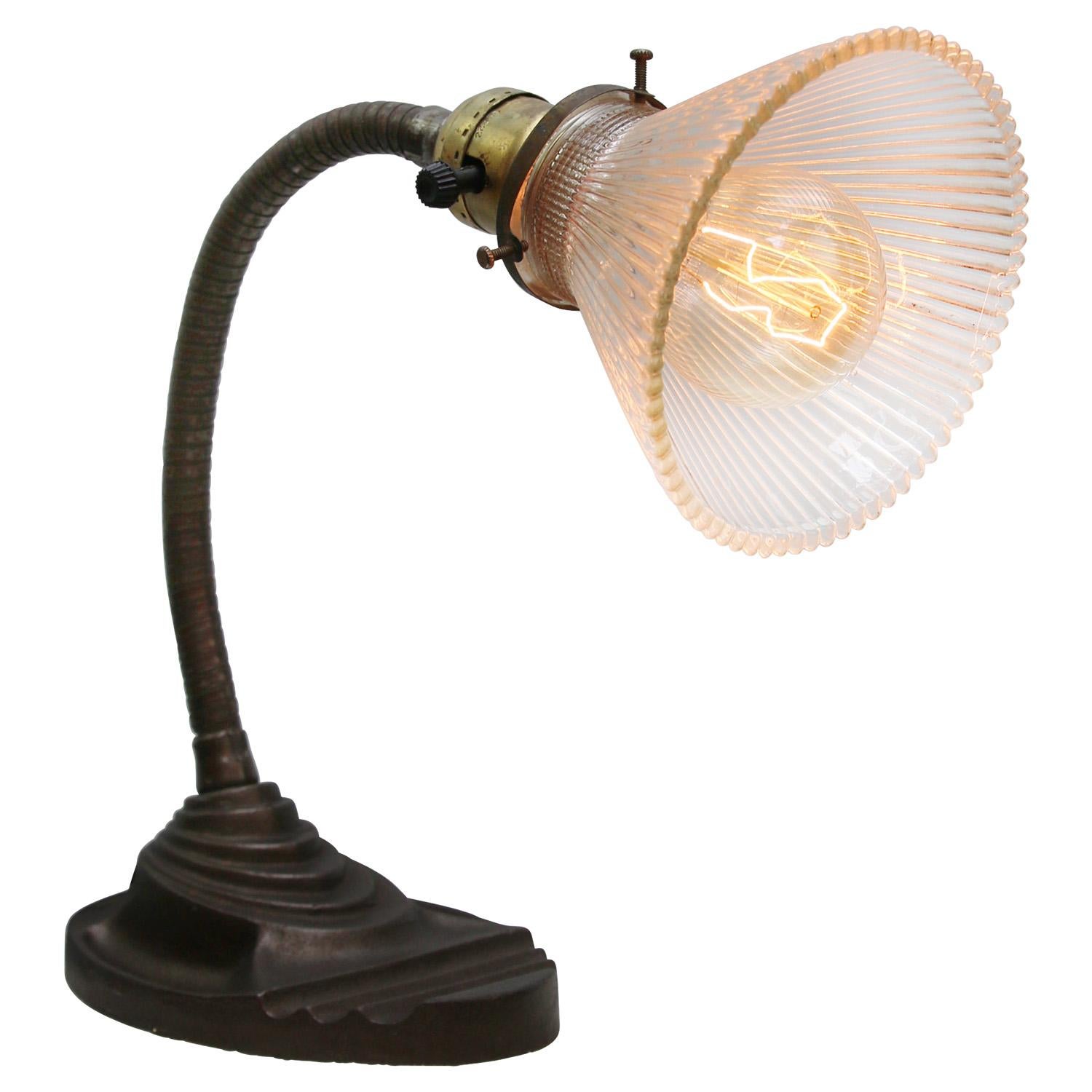 Vintage French Cast Iron Glass Table Desk Light In Good Condition In Amsterdam, NL