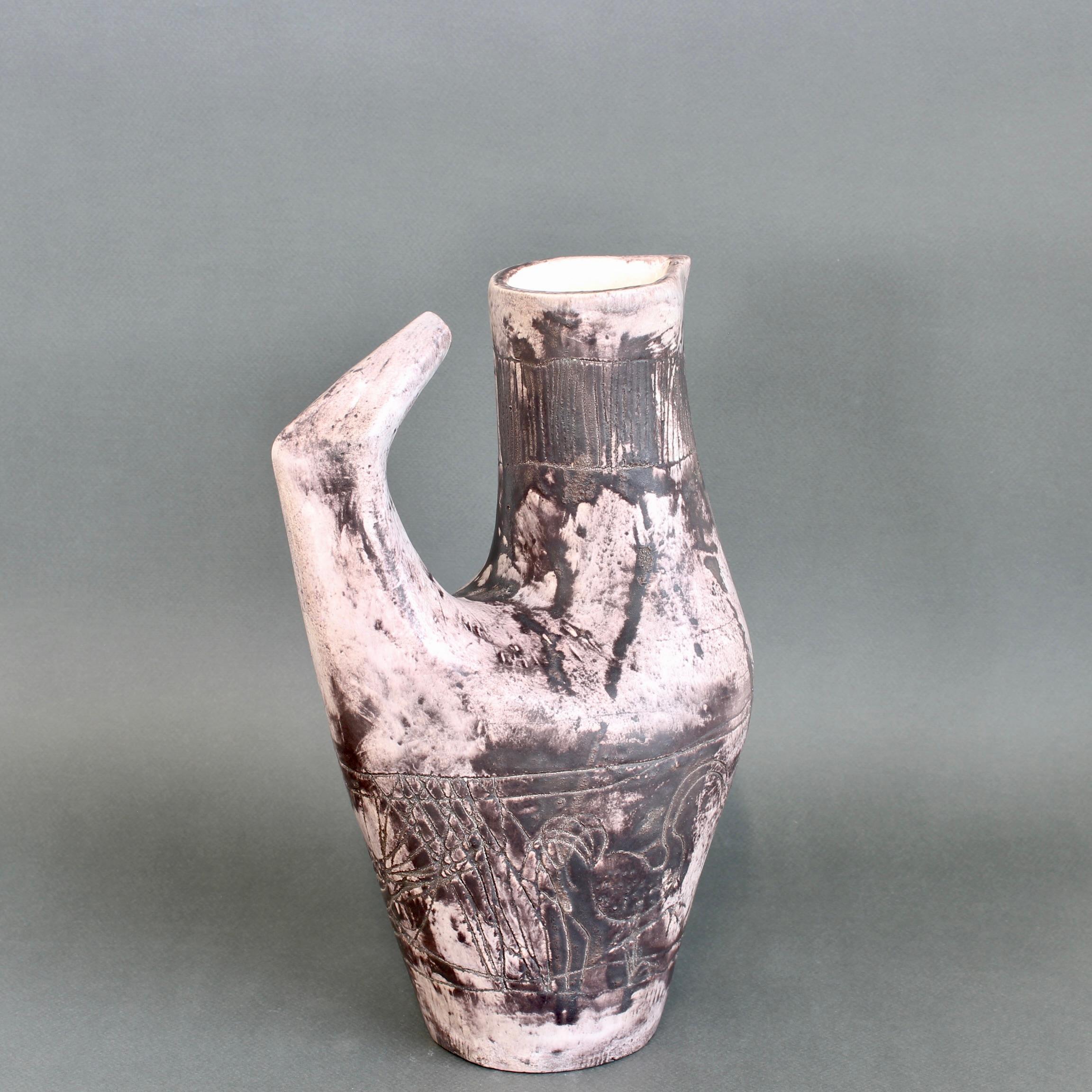Metà XX secolo Brocca decorativa francese d'epoca in ceramica di Jacques Blin (circa 1950) in vendita