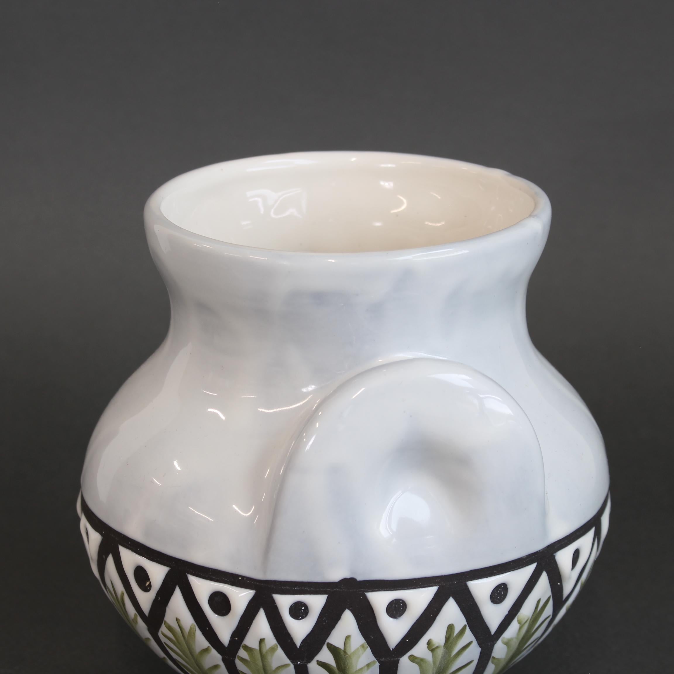 Milieu du XXe siècle Vase à Oreilles en céramique par Roger Capron (1950s) en vente