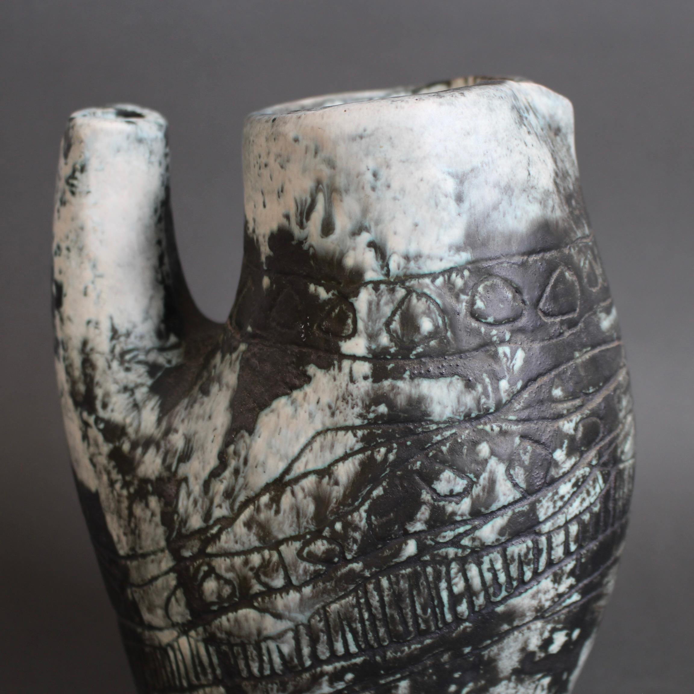Brocca francese d'epoca in ceramica di Jacques Blin (circa anni '50) in vendita 4