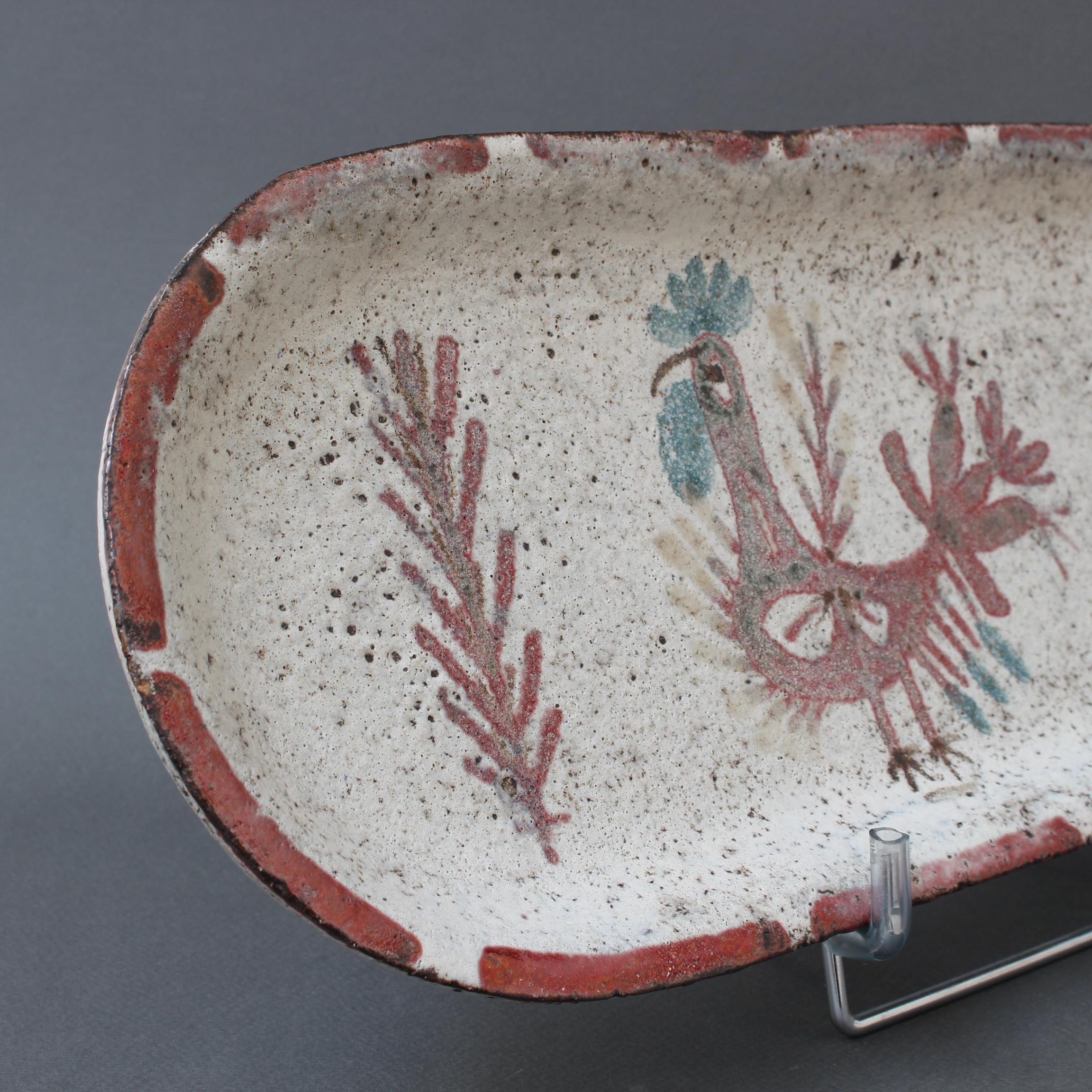 Französisches Keramik-Tablett mit Hahn-Motiv von Le Mûrier 'circa 1960er Jahre'. im Angebot 1