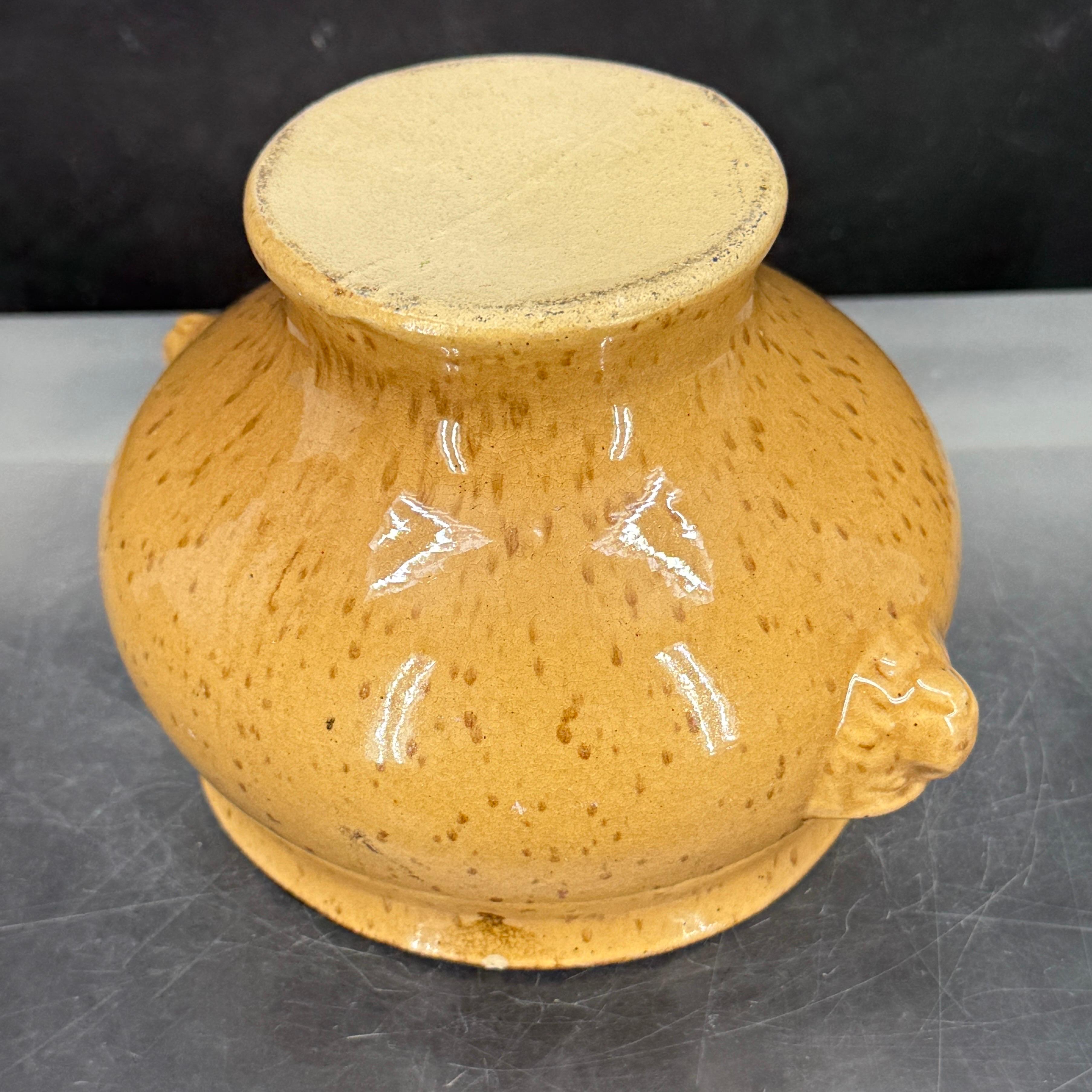 Soupière française vintage avec poignées en forme de tête de lion en vente 1