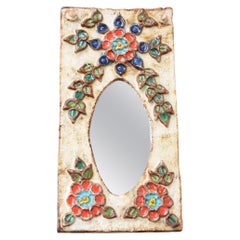 Espejo de pared de cerámica francesa vintage con motivo floral de La Roue, 'circa 1960s