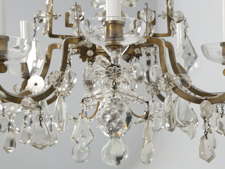 Vintage French Chandelier Attributed to Maison Jansen in Bronze and Crystal For Sale 6