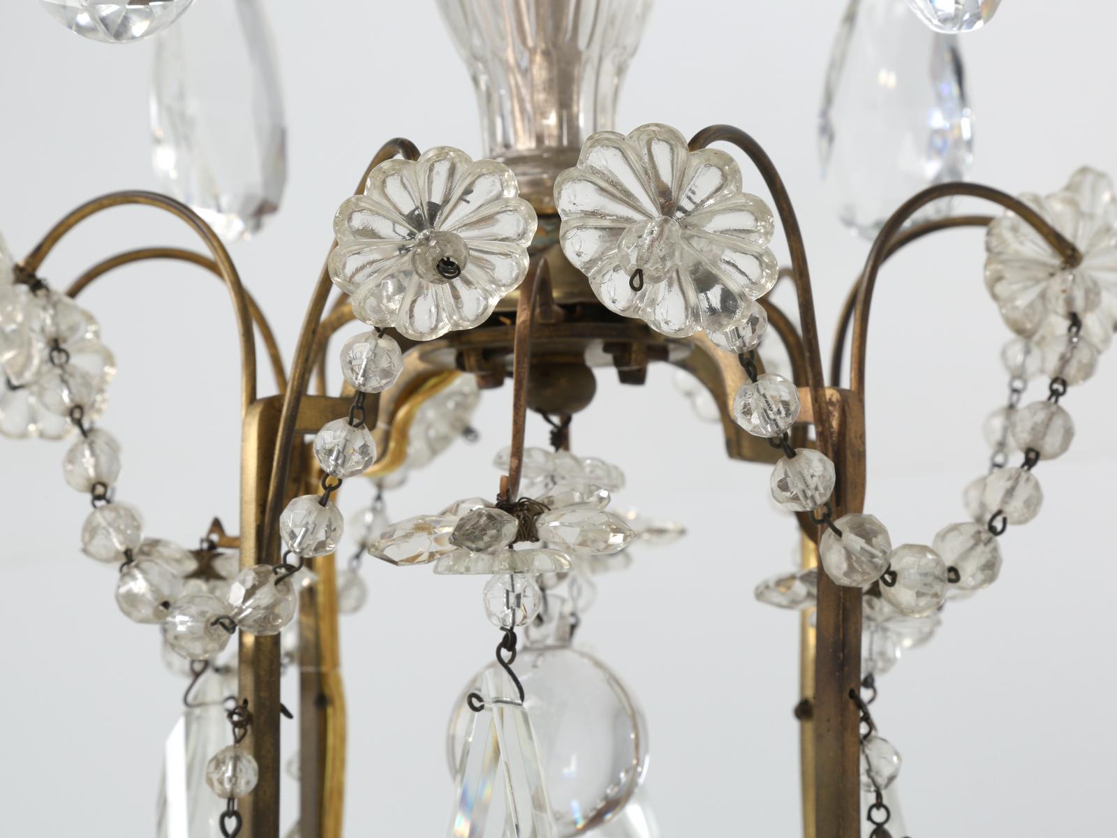 Vintage French Chandelier Attributed to Maison Jansen in Bronze and Crystal In Good Condition In Chicago, IL