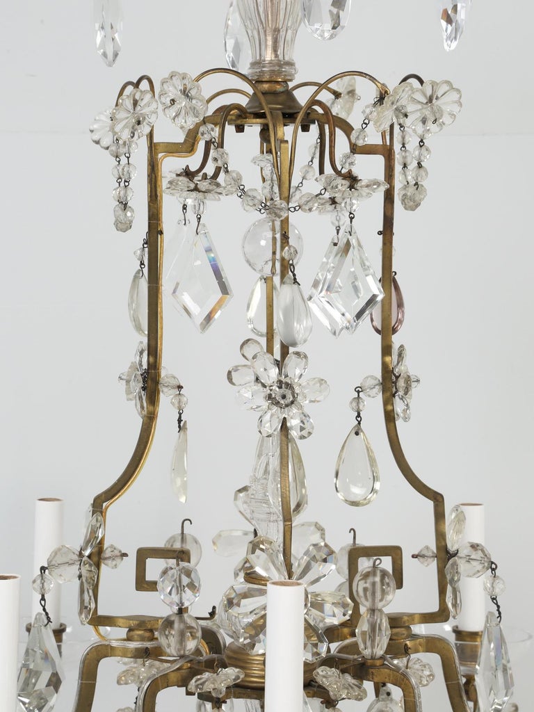 Vintage French Chandelier Attributed to Maison Jansen in Bronze and Crystal For Sale 1