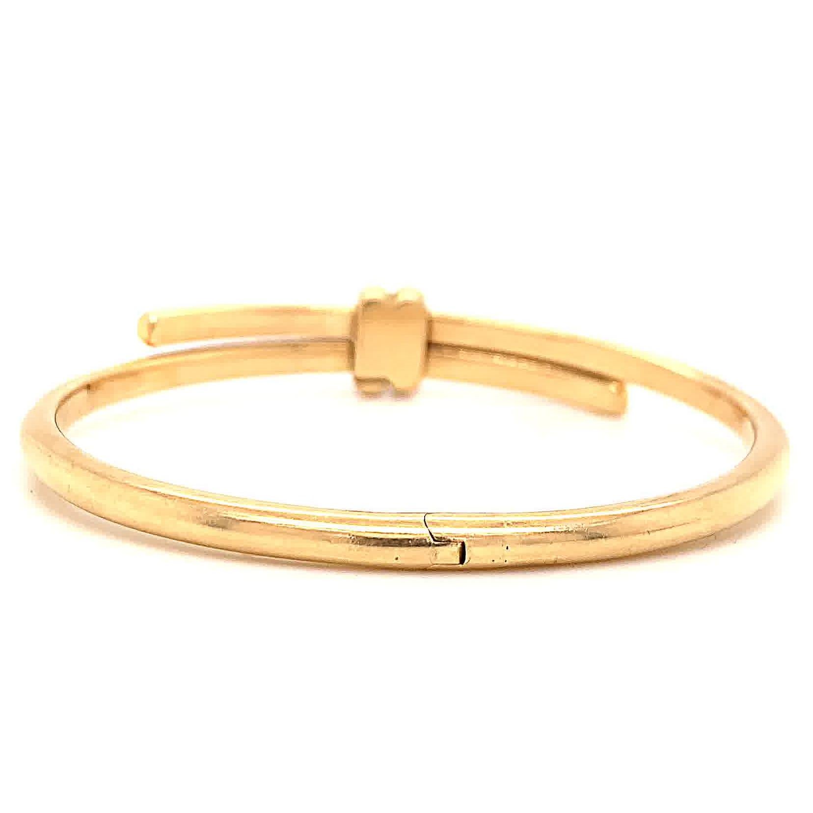 Women's or Men's Vintage French Chaumet 18K Gold Bangle