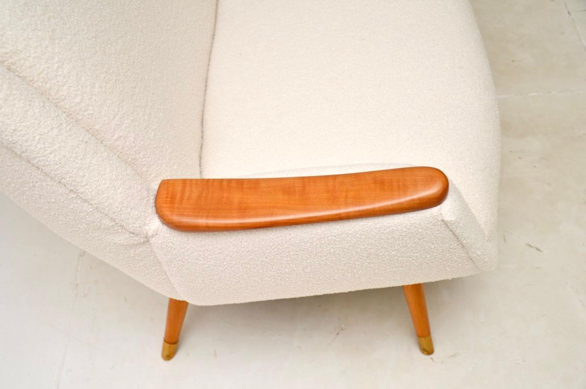 Vintage Französisch Cherry Wood Sofa und Paar Sessel im Angebot 8