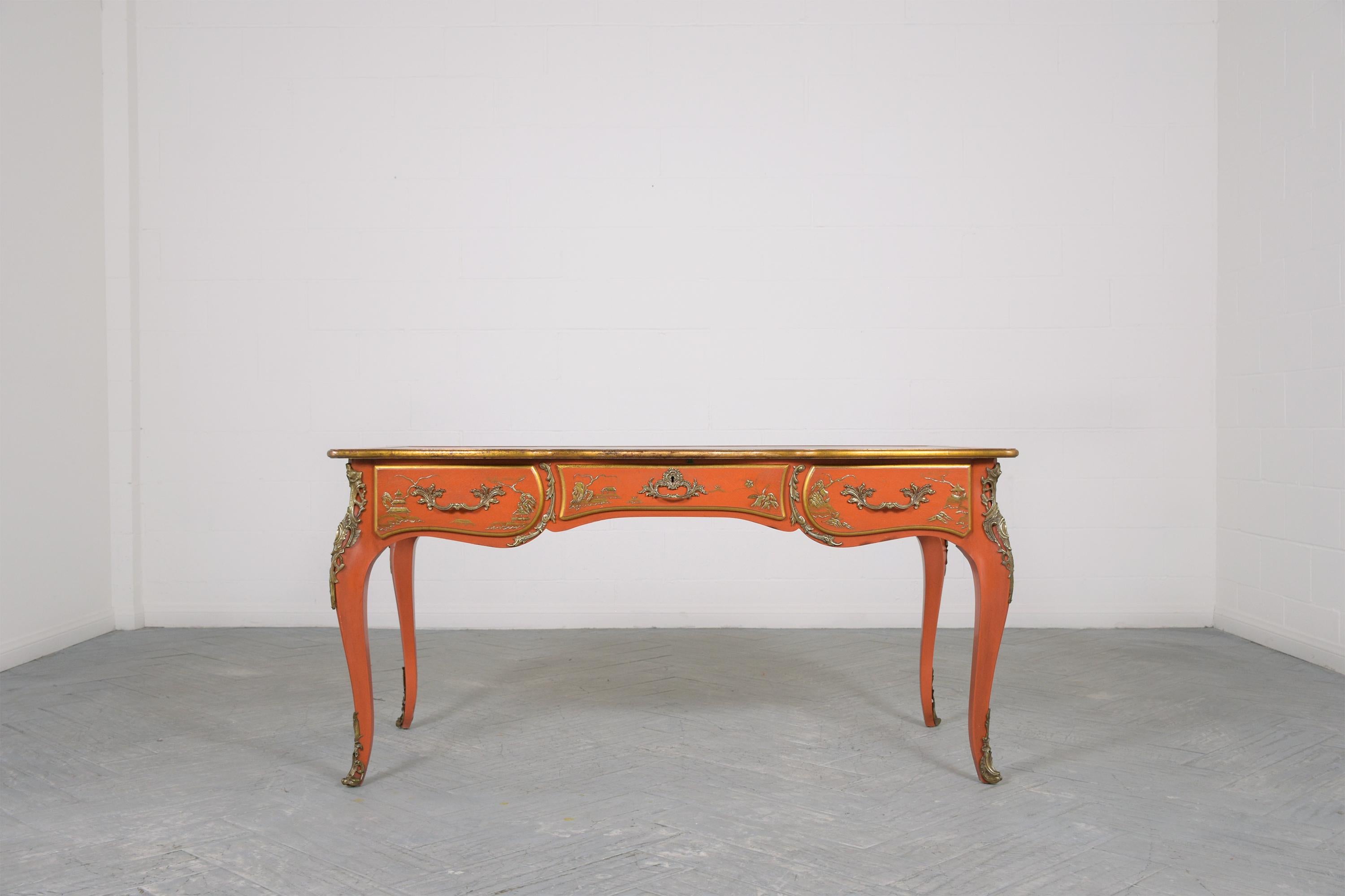 1970s Chinoiserie-Style Walnut Desk with Engraved Leather Top & Brass Accents In Good Condition For Sale In Los Angeles, CA