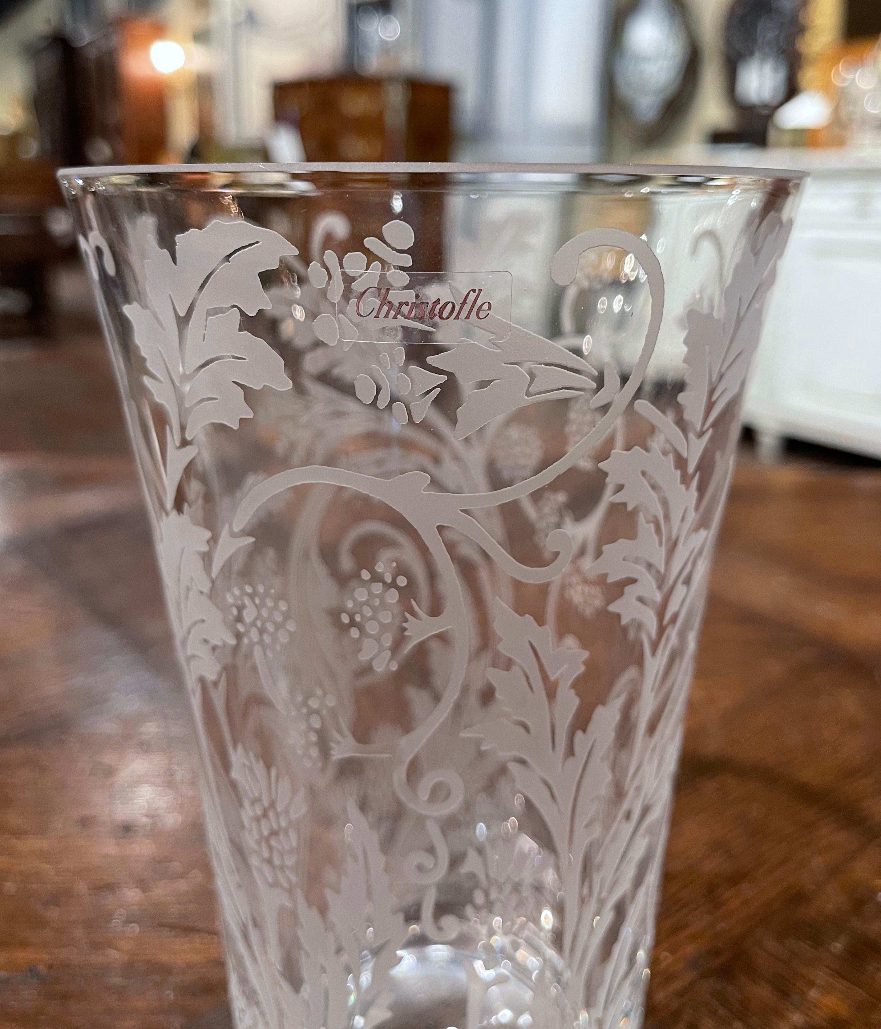XXIe siècle et contemporain Paire de vases et de bols en cristal transparent taillé et dépoli avec motifs de vignes
