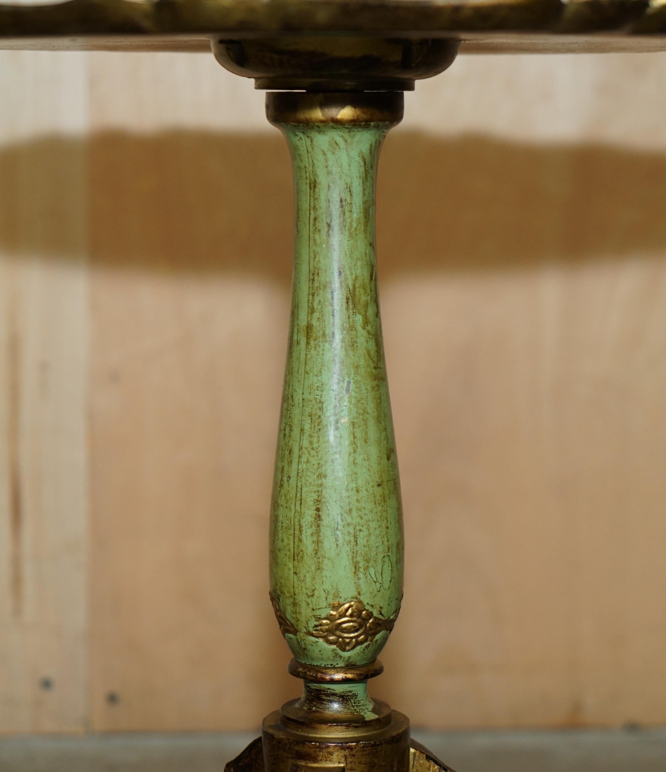 VINTAGE FRENCH CIRCA 1950's HAND PAINTED & GILT TRIPOD SIDE END LAMP WINE TABLE For Sale 4