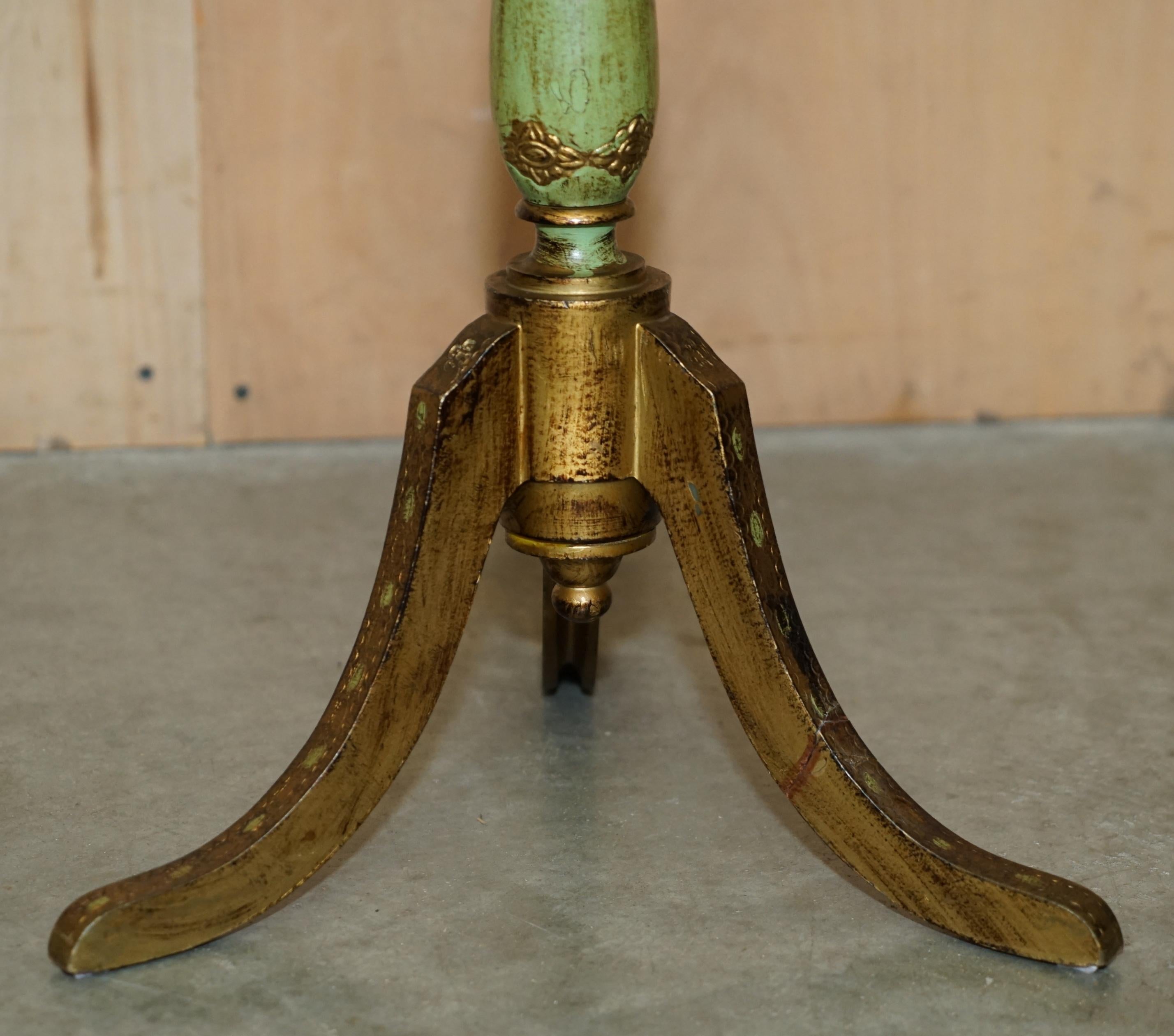 VINTAGE FRENCH CIRCA 1950's HAND PAINTED & GILT TRIPOD SIDE END LAMP WINE TABLE For Sale 1