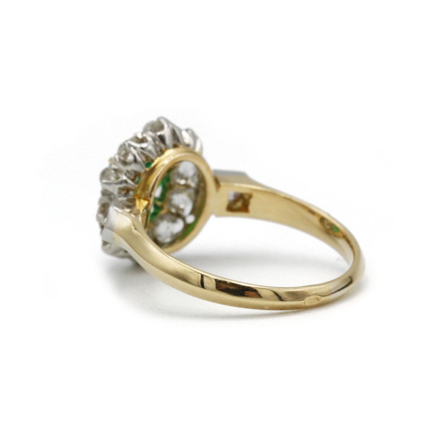 Women's Vintage French Cluster Ring in 18k Gold Platinum with Emerald & Old Cut Diamonds For Sale