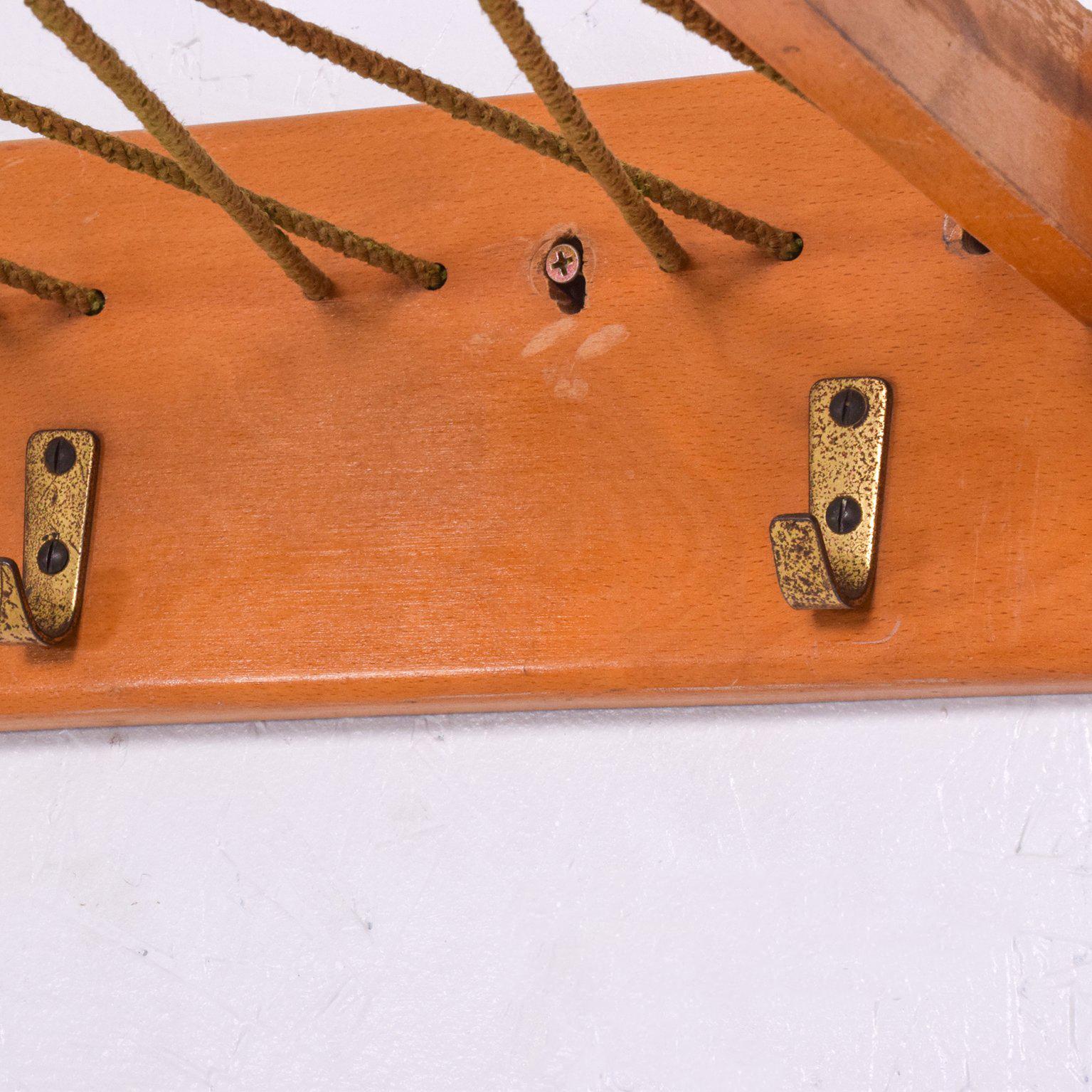 Vintage French Coat Rack in Maple Wood In Fair Condition In Chula Vista, CA