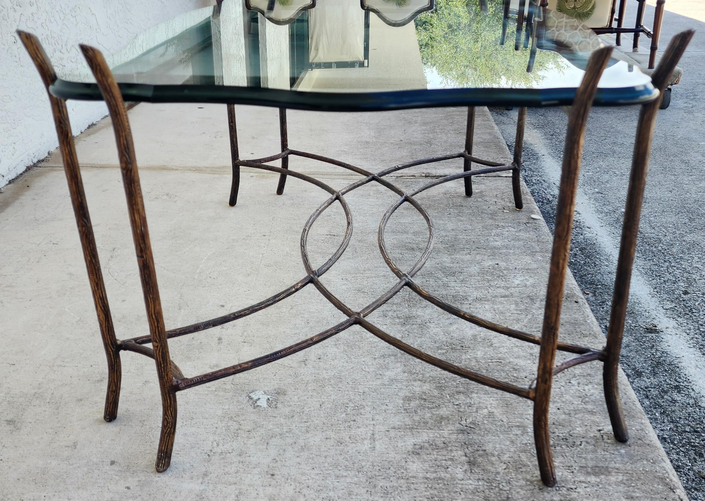 Mesa baja francesa vintage Faux Bois en venta 6