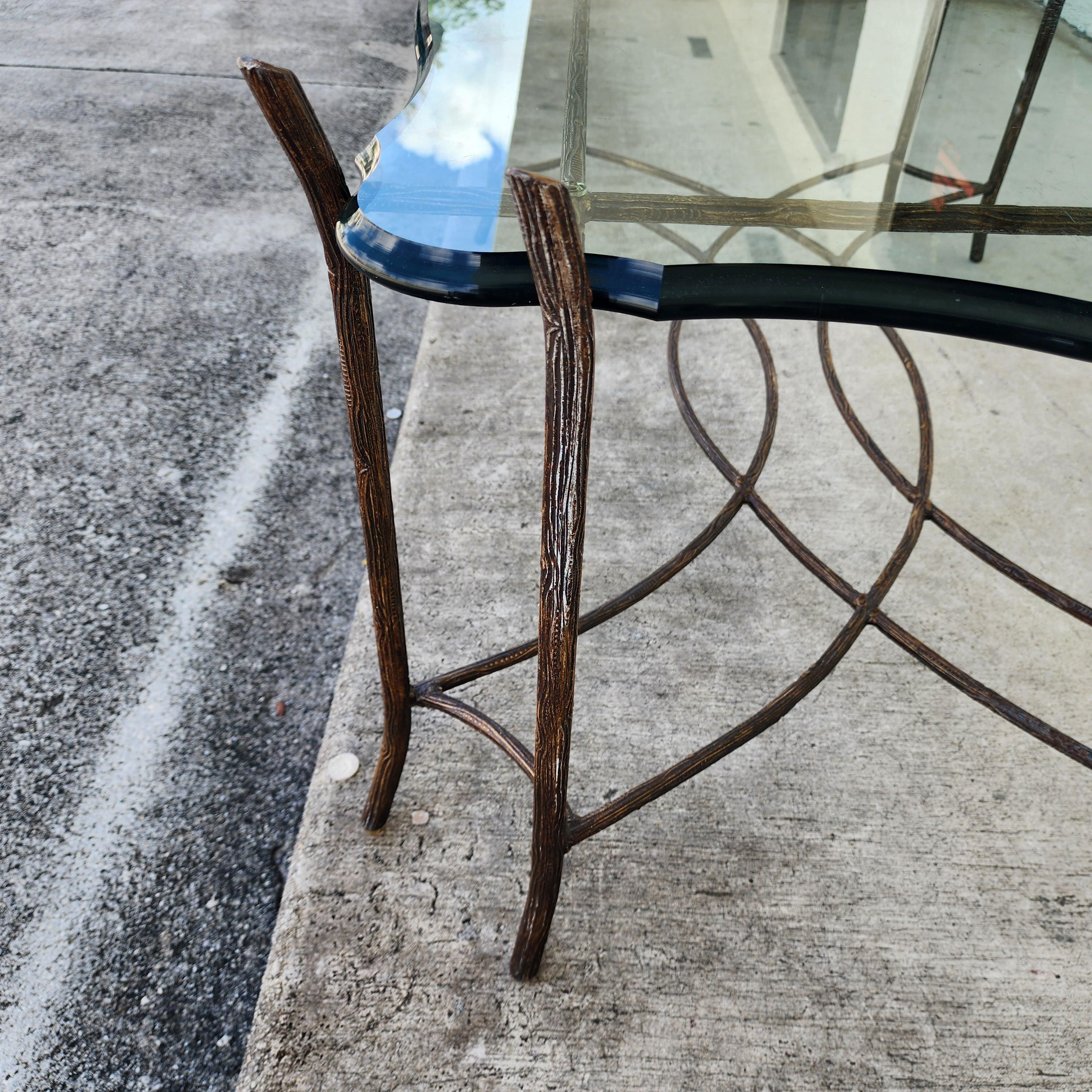 Mesa baja francesa vintage Faux Bois en venta 1