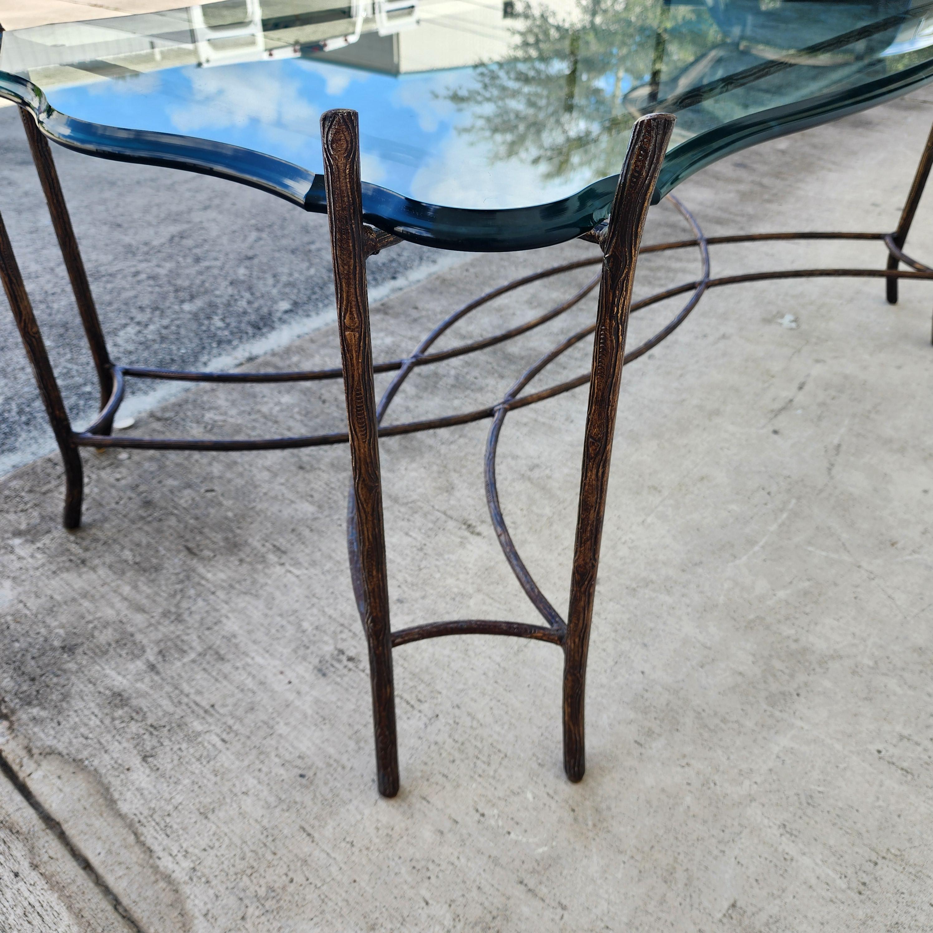 Mesa baja francesa vintage Faux Bois en venta 3