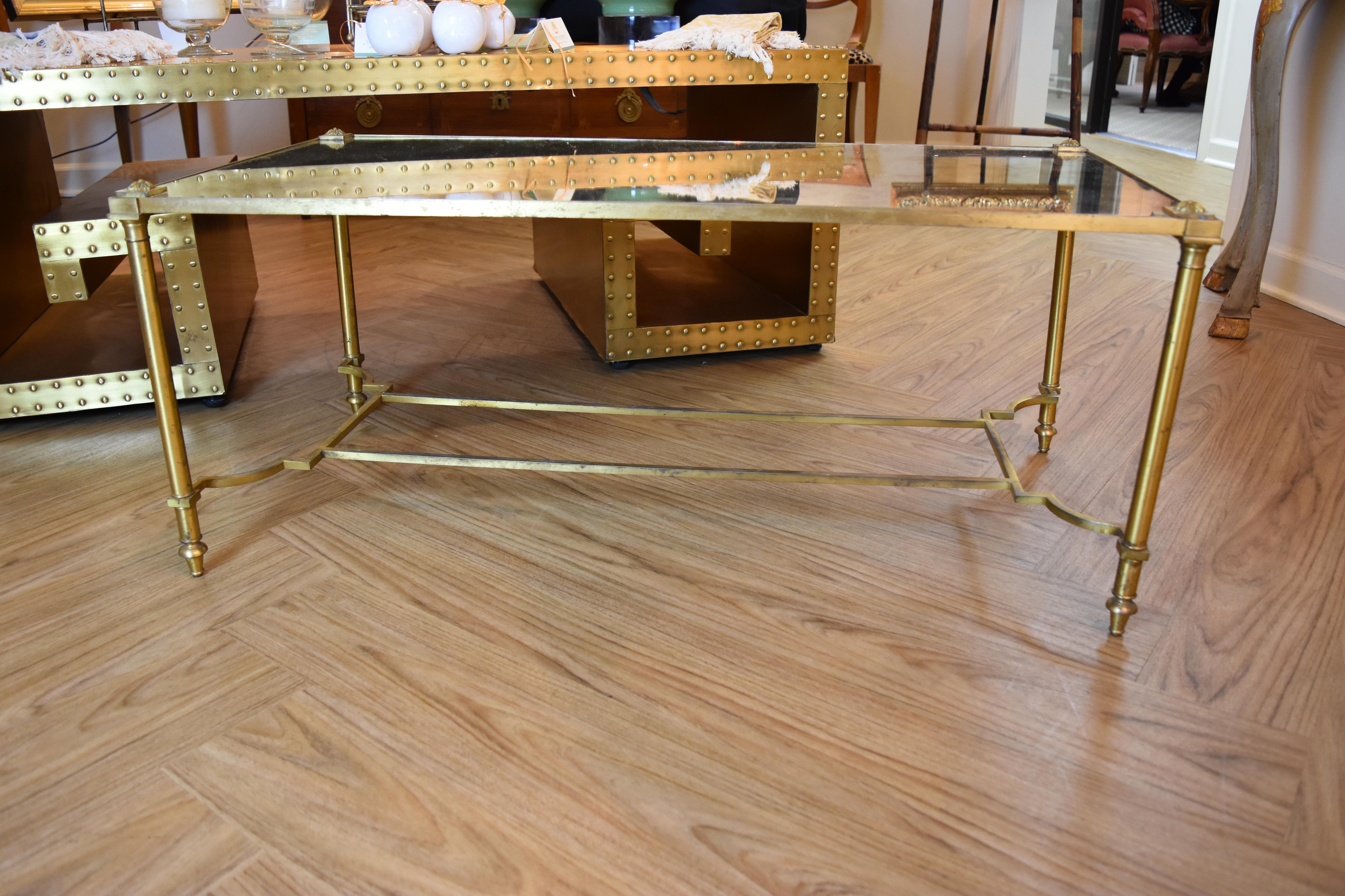 Vintage French Coffee Table with Antiqued Mirrored Top In Good Condition In Nashville, TN