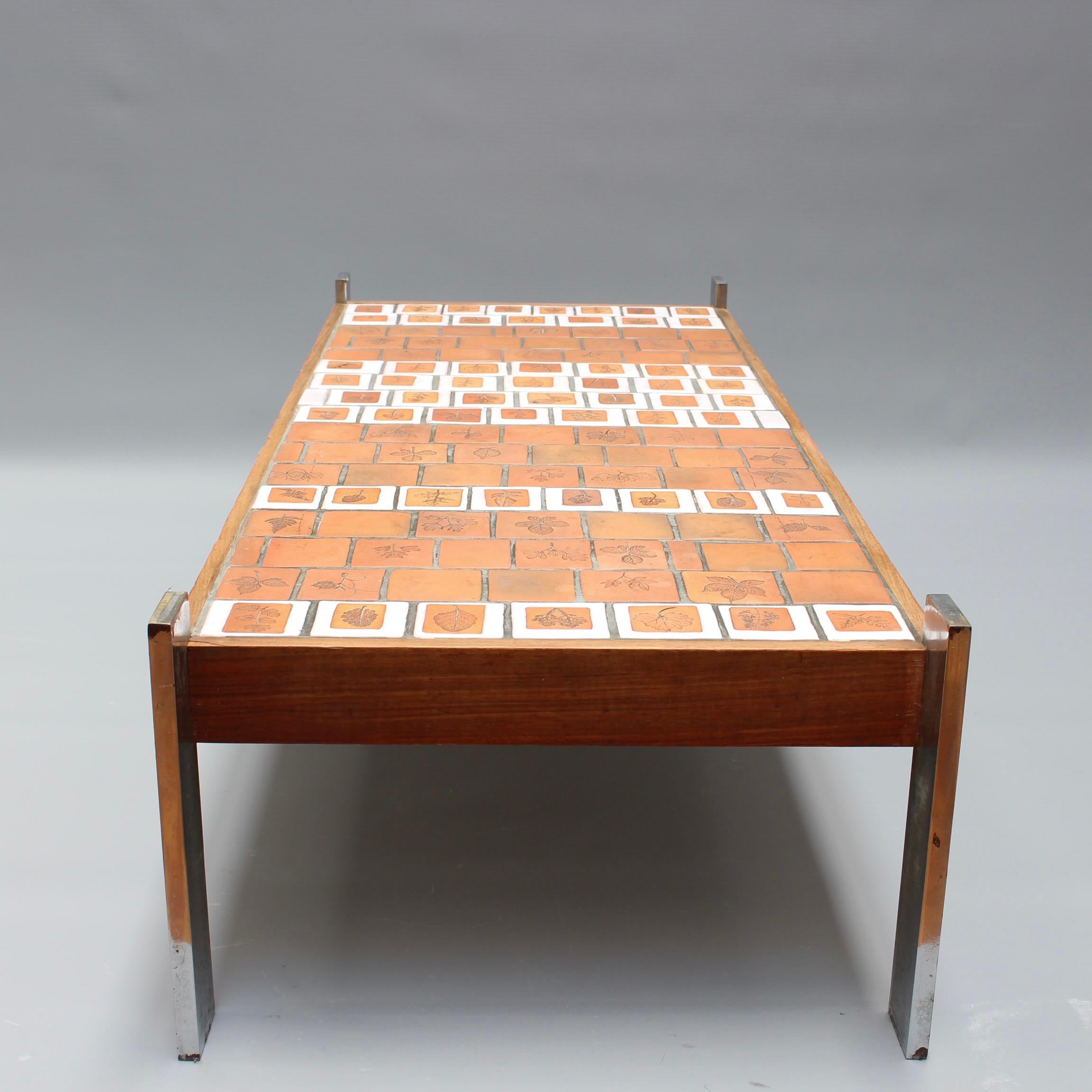 Vintage French Coffee Table with Leaf Motif Tiles by Roger Capron (circa 1970s) For Sale 6