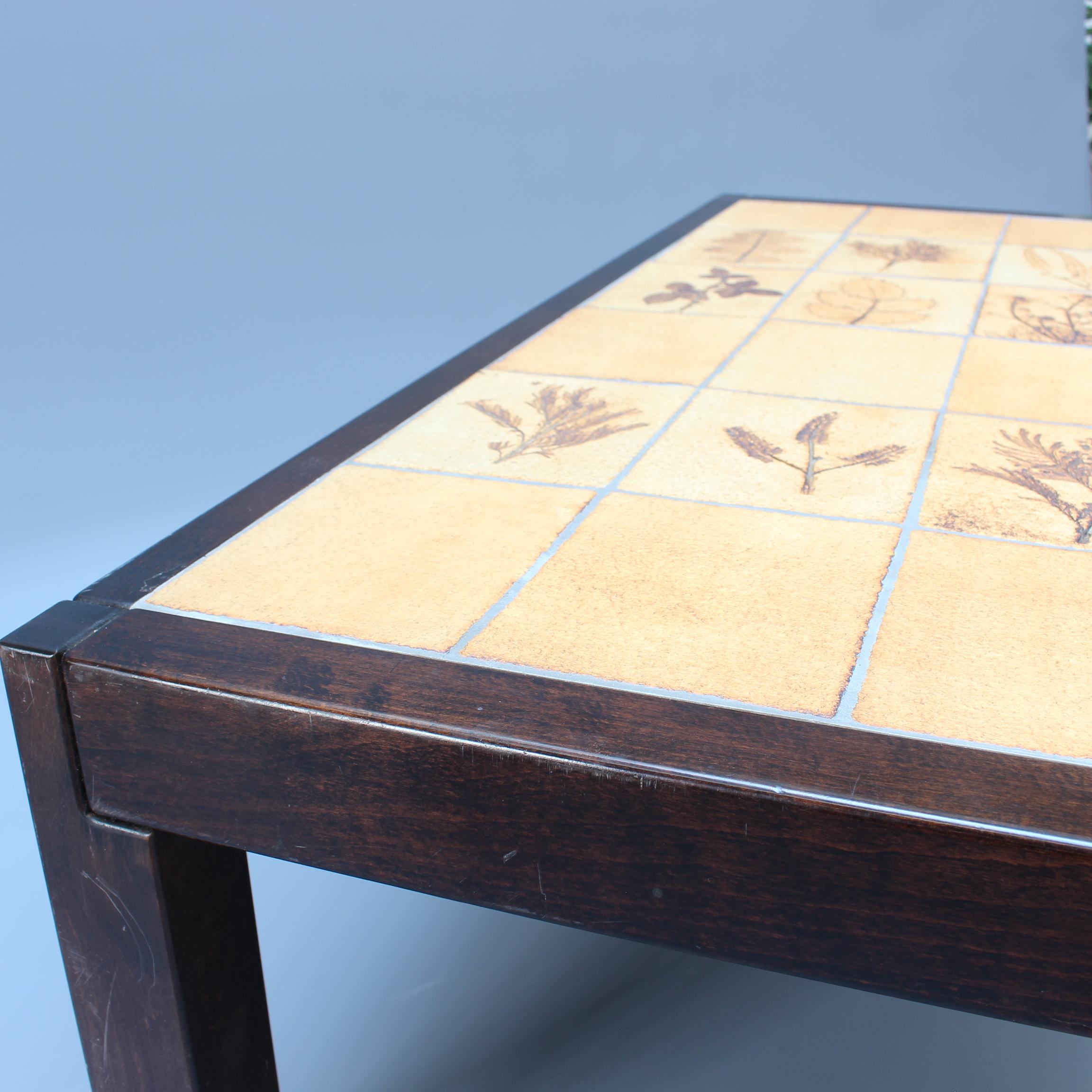 Vintage French Coffee Table with Leaf Motif Tiles by Roger Capron (circa 1970s) For Sale 9