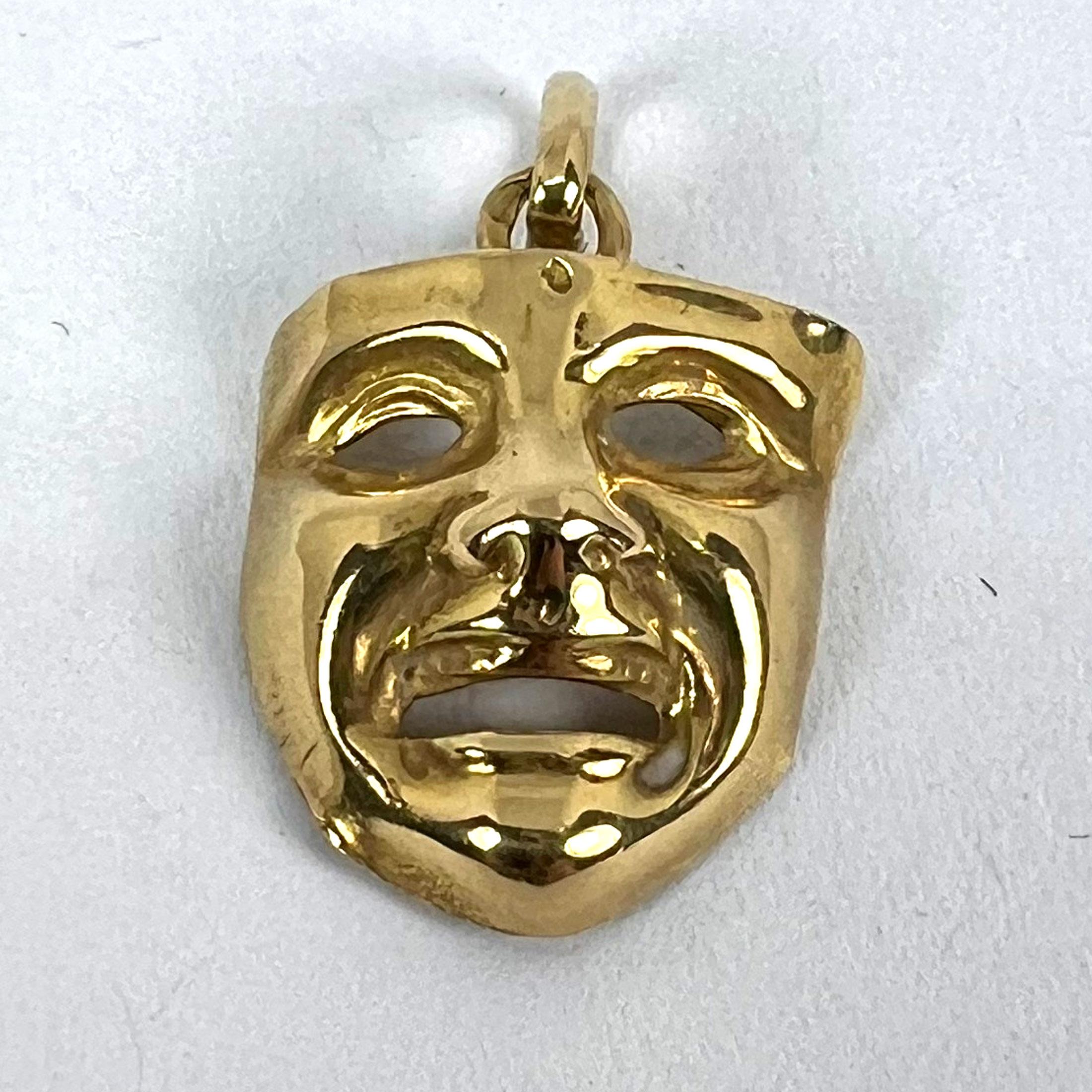 Vintage French Comedy Tragedy Theatre Drama Mask 18K Yellow Gold Charm Pendentif en vente 9