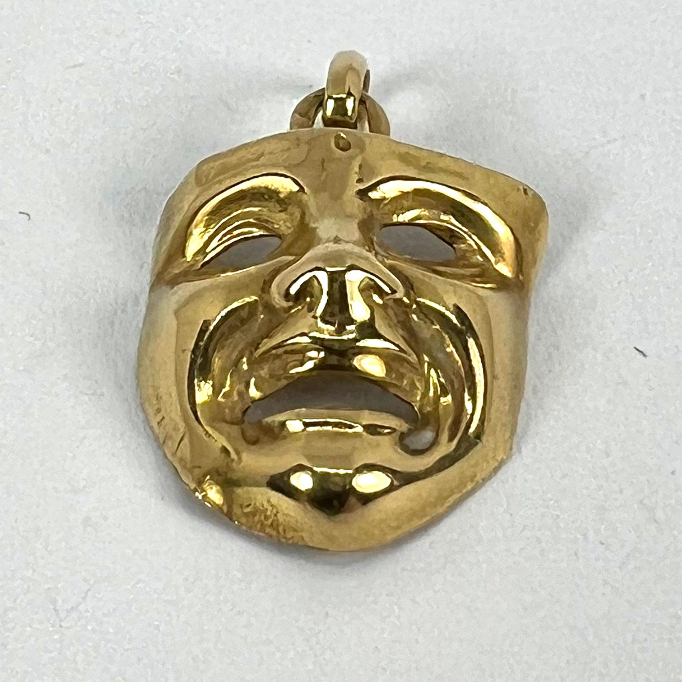 Vintage French Comedy Tragedy Theatre Drama Mask 18K Yellow Gold Charm Pendentif en vente 10