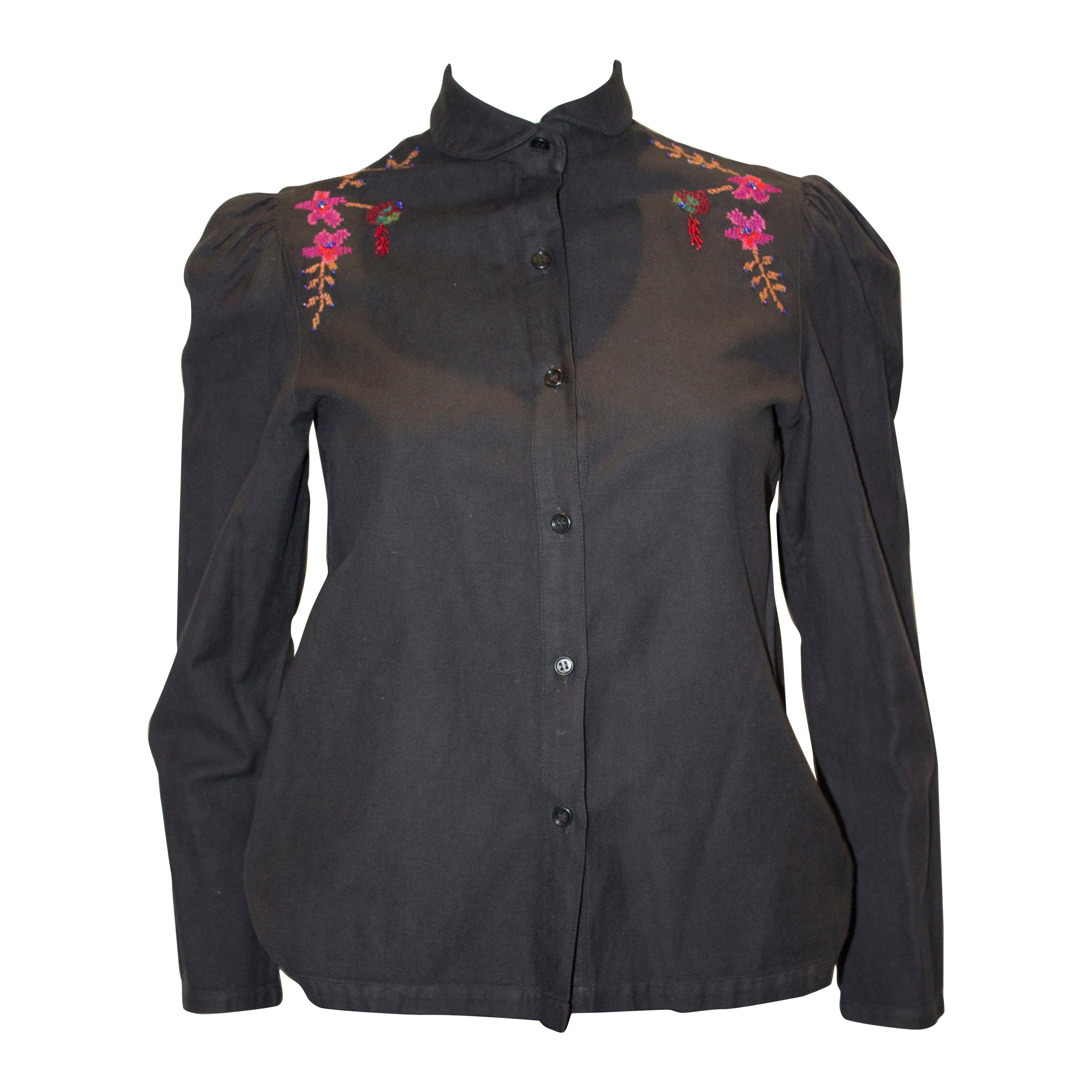 Camicetta vintage in cotone nero con ricamo di French Connection